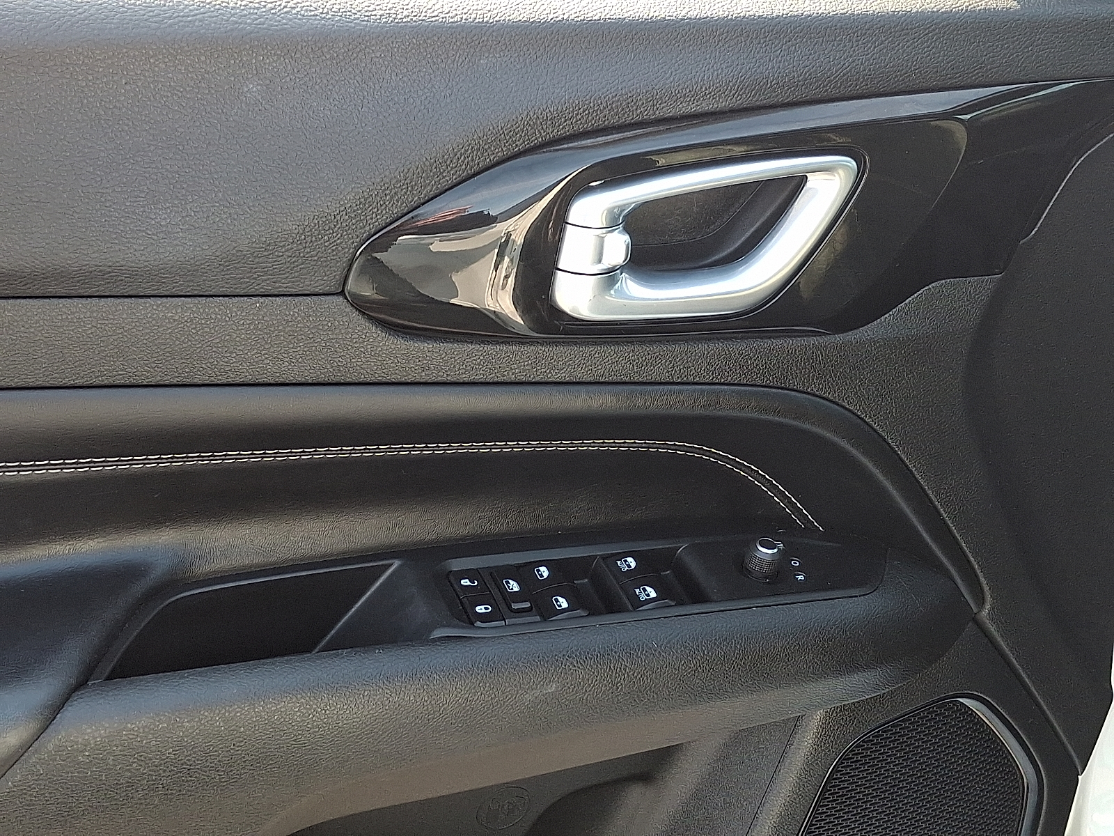 2022 Jeep Compass High Altitude 4x4 - Bright White Clearcoat - PW7 exterior view 15