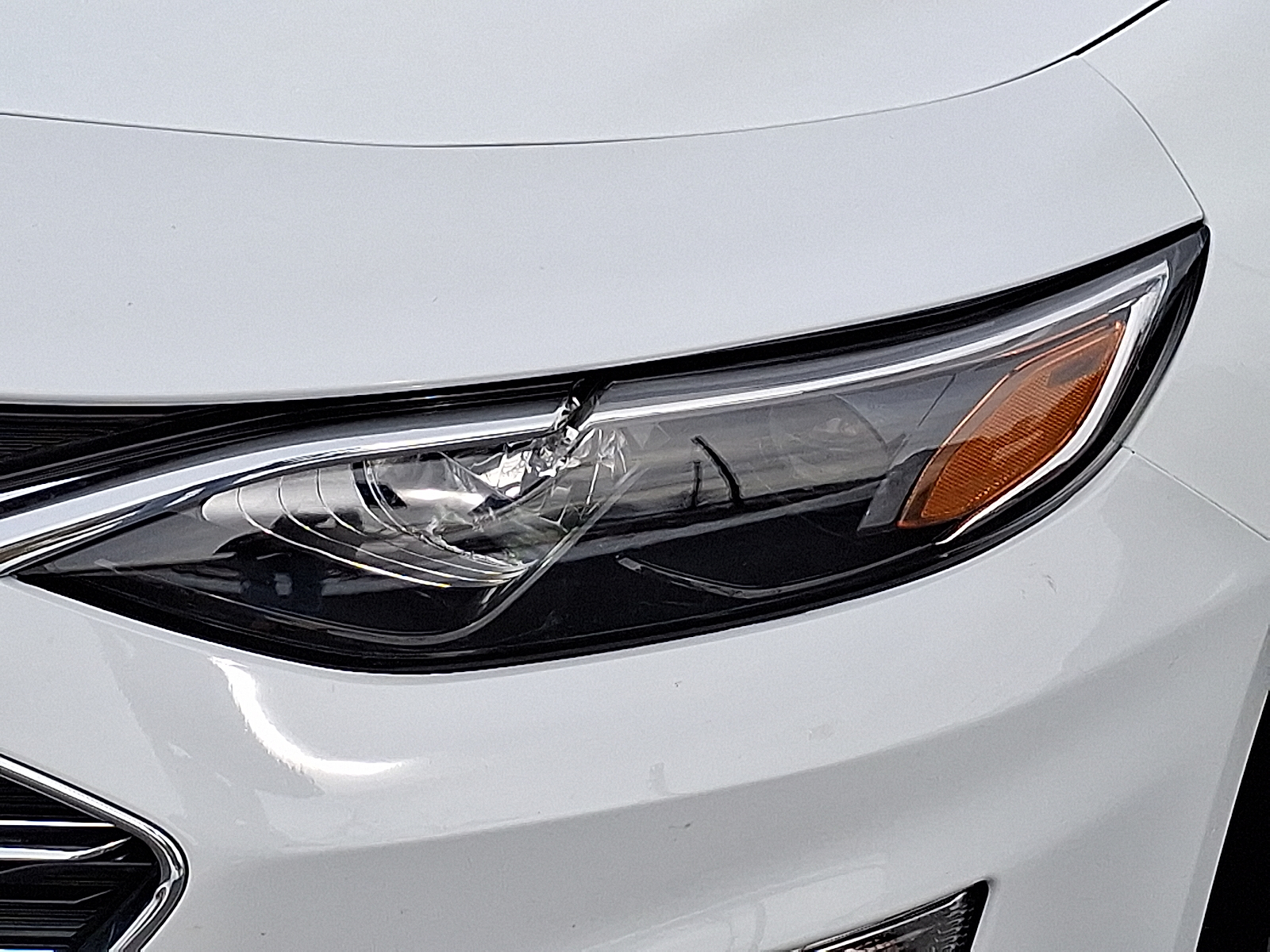 2023 Chevrolet Malibu FWD 1LT - Summit White - GAZ exterior view 12