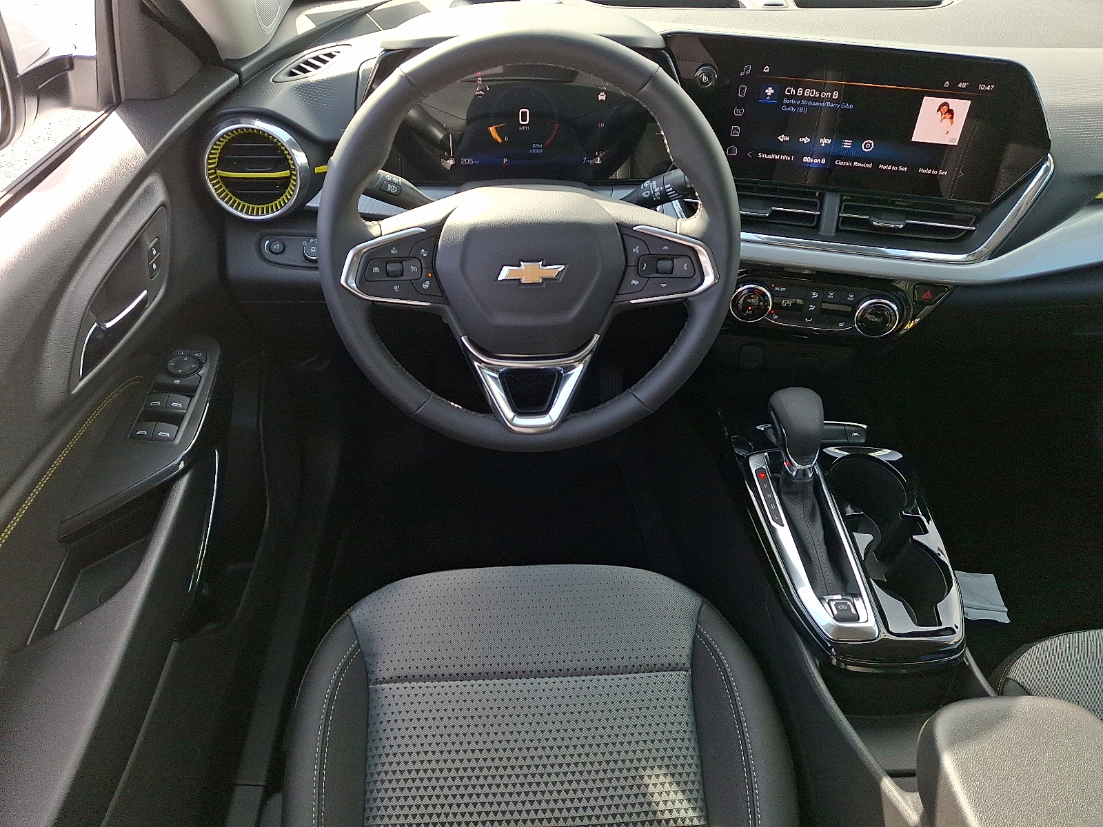 2026 Chevrolet Trax FWD LT - Summit White - GAZ exterior view 10