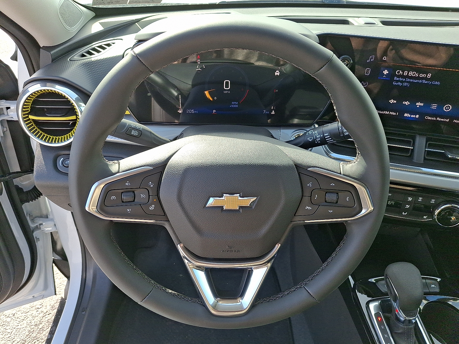 2026 Chevrolet Trax FWD LT - Summit White - GAZ exterior view 13