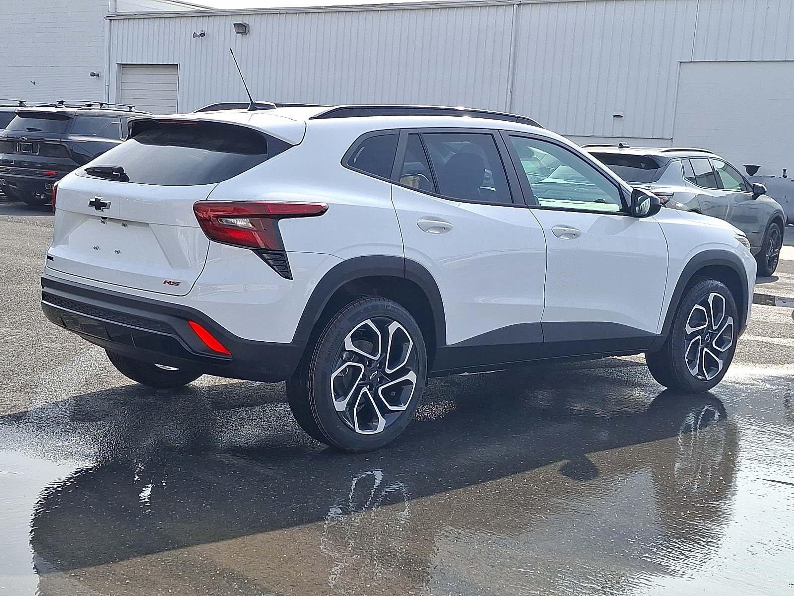 2026 Chevrolet Trax FWD 2RS - Summit White - GAZ exterior view 6