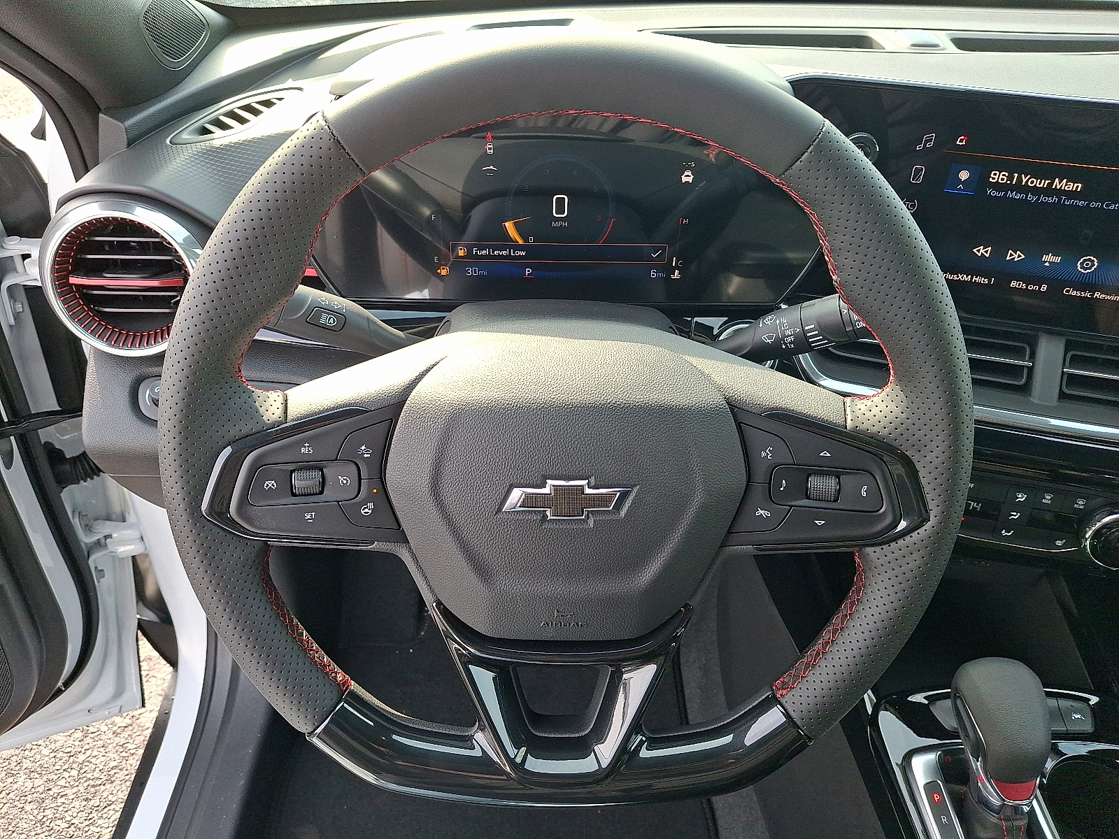 2026 Chevrolet Trax FWD 2RS - Summit White - GAZ exterior view 13