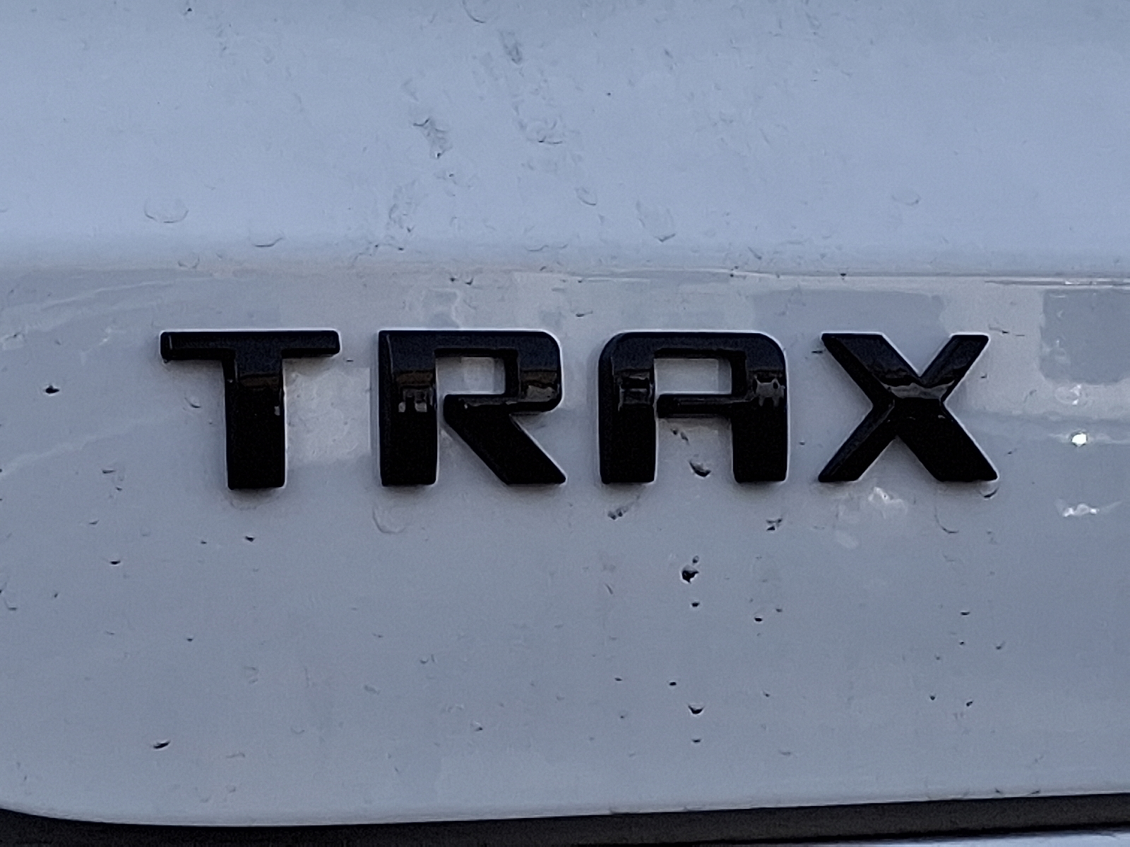 2026 Chevrolet Trax FWD 2RS - Summit White - GAZ exterior view 18