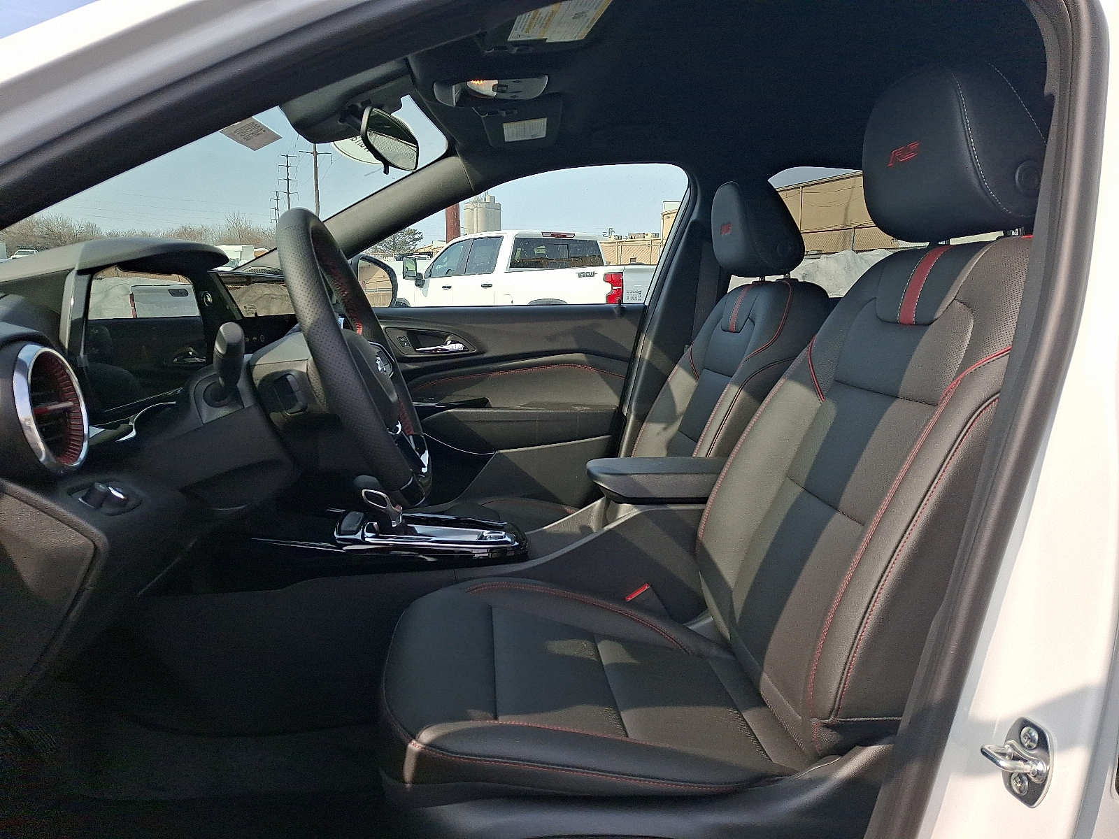 2026 Chevrolet Trax FWD 2RS - Summit White - GAZ exterior view 12