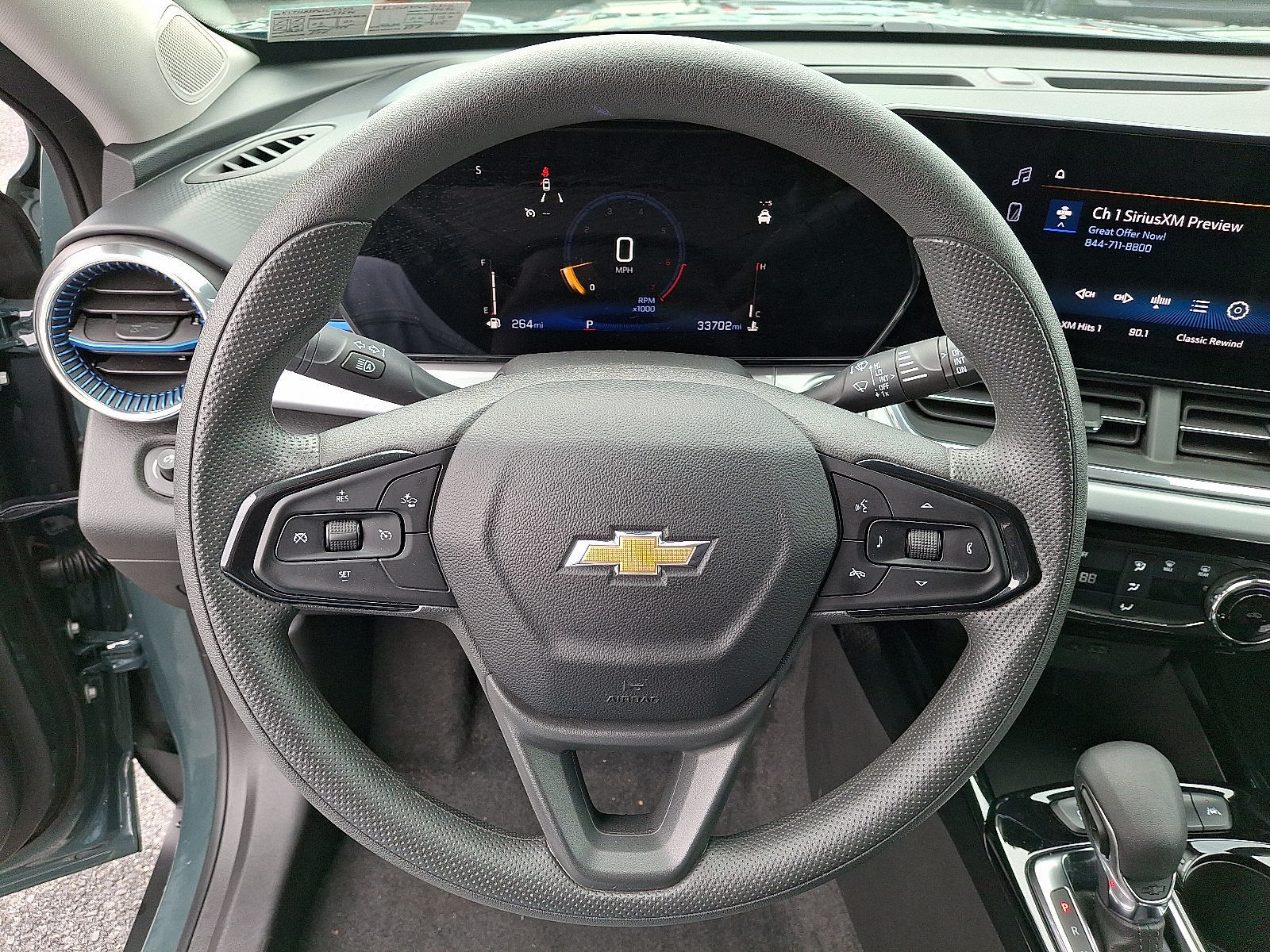 2025 Chevrolet Trax FWD LT - Cypress Gray - GBD exterior view 18