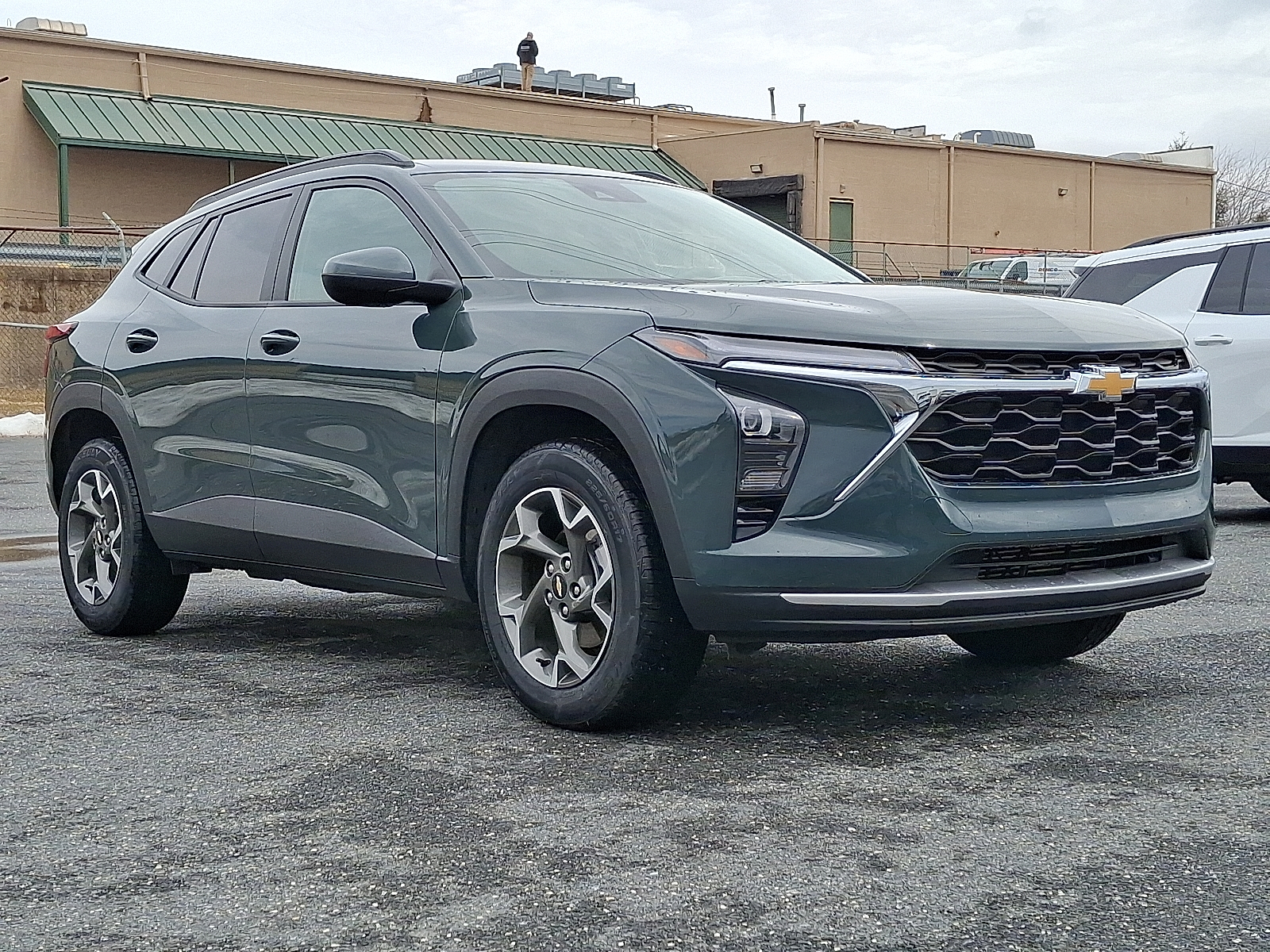 2025 Chevrolet Trax FWD LT - Cypress Gray - GBD exterior view 3