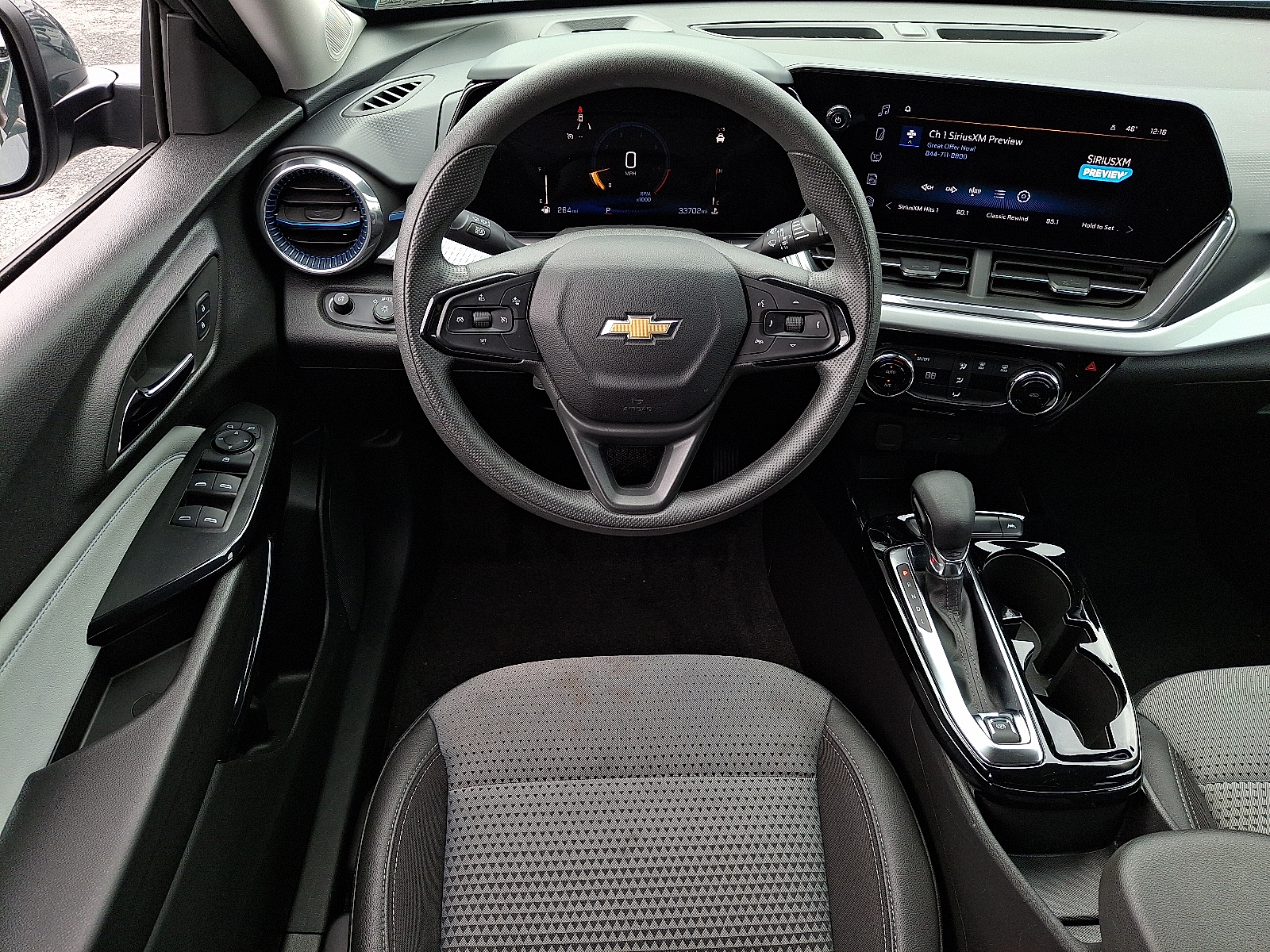 2025 Chevrolet Trax FWD LT - Cypress Gray - GBD exterior view 15