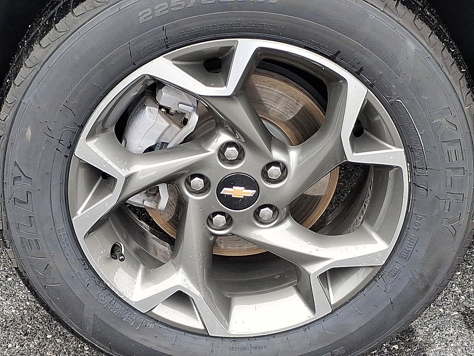 2025 Chevrolet Trax FWD LT - Cypress Gray - GBD exterior view 11