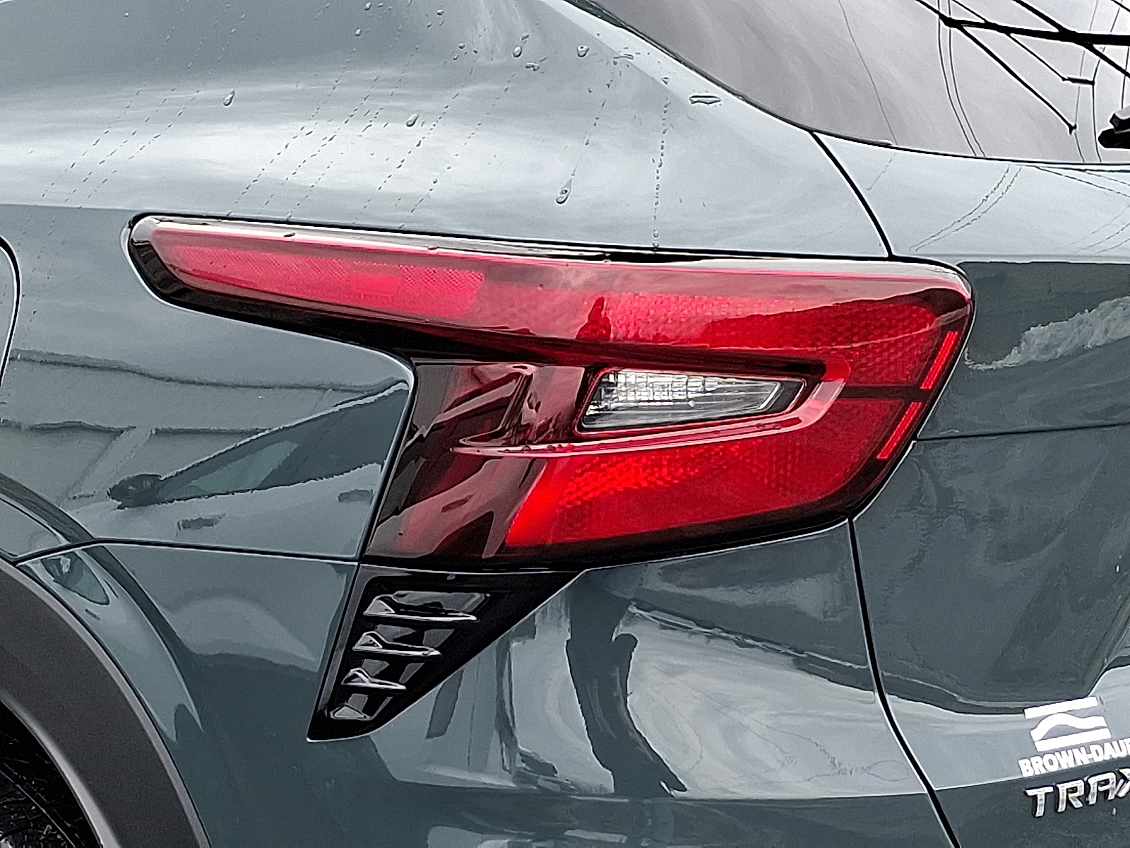 2025 Chevrolet Trax FWD LT - Cypress Gray - GBD exterior view 13