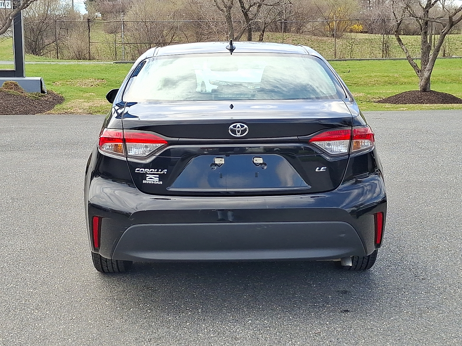 2023 Toyota Corolla LE - Midnight Black Metallic - 218 exterior view 5