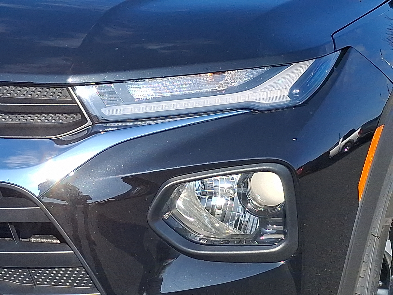 2023 Chevrolet Trailblazer AWD LT - Mosaic Black Metallic - GB0 exterior view 12