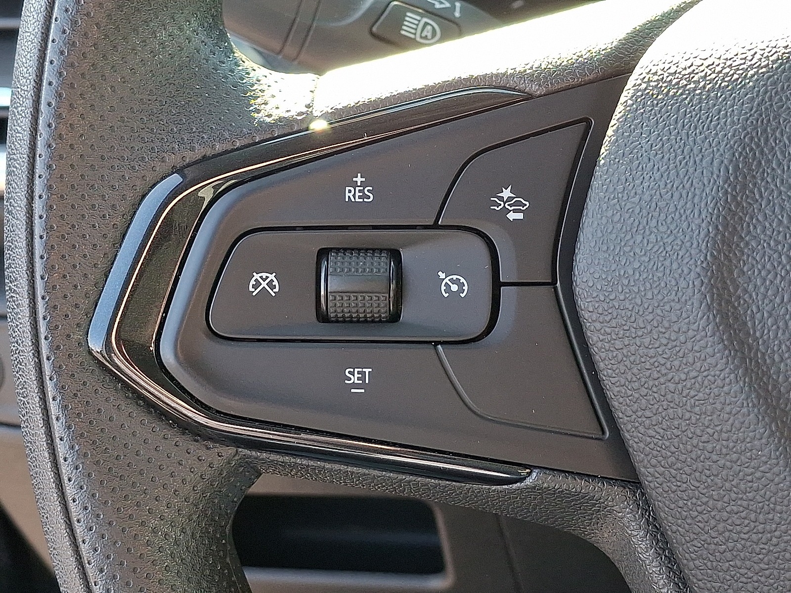 2023 Chevrolet Trailblazer AWD LT - Mosaic Black Metallic - GB0 exterior view 19