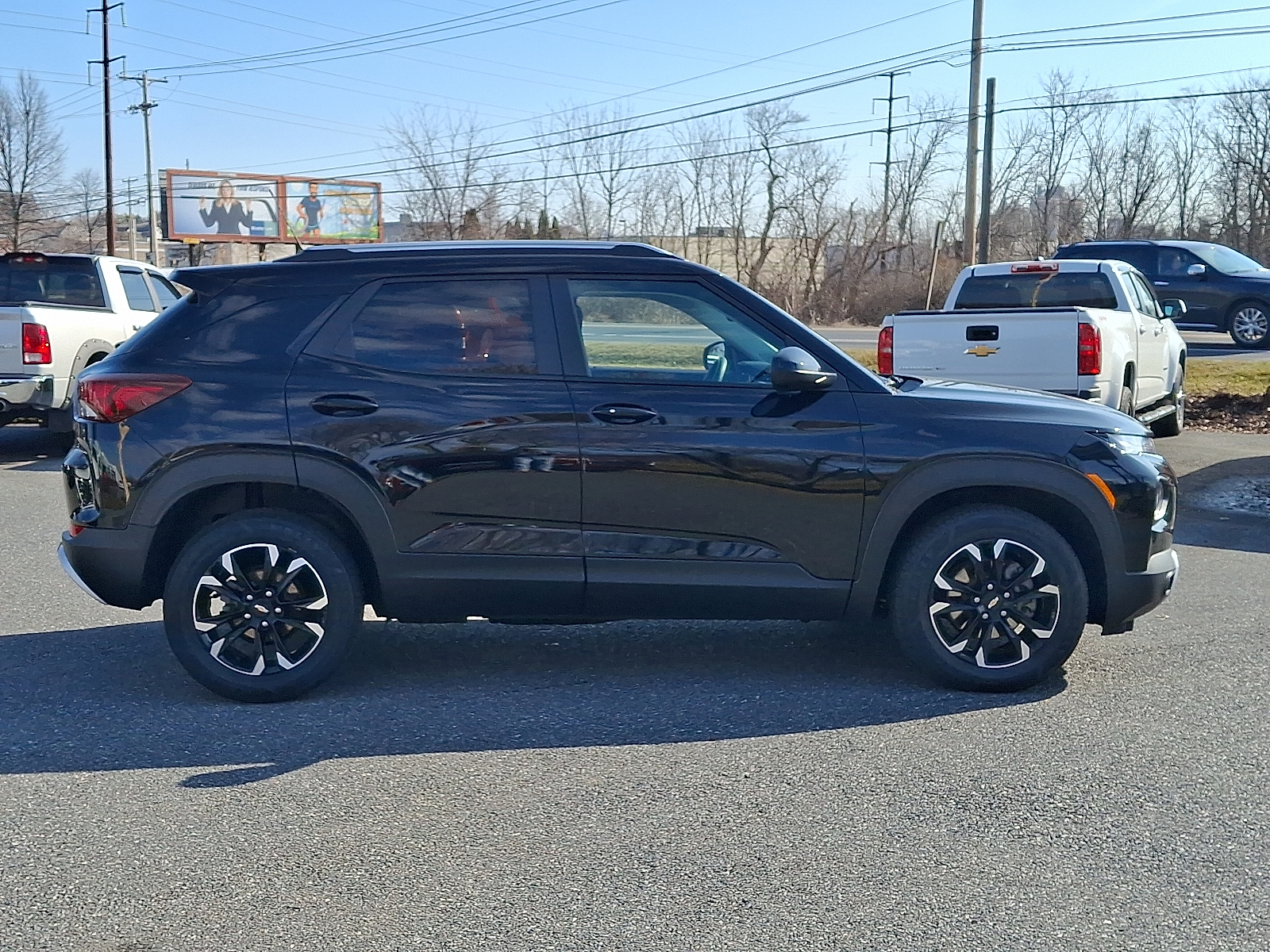 2023 Chevrolet Trailblazer AWD LT - Mosaic Black Metallic - GB0 exterior view 10