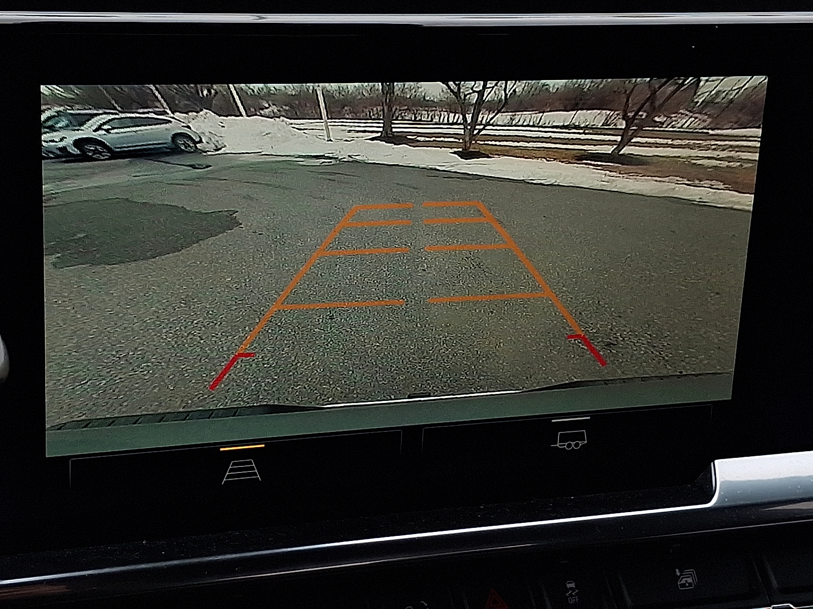 2025 Chevrolet Silverado 1500 4WD Crew Cab Standard Bed LT - Sterling Gray Metallic - GXD exterior view 3