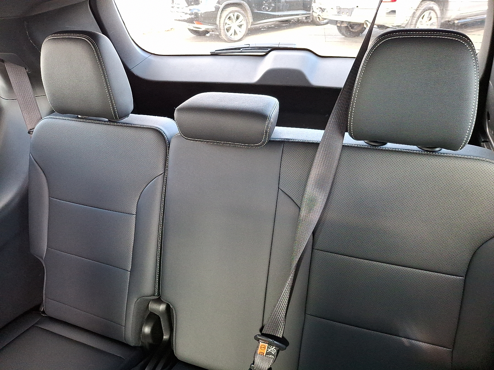 2025 Chevrolet Traverse AWD LT - Mosaic Black Metallic - GB8 exterior view 15