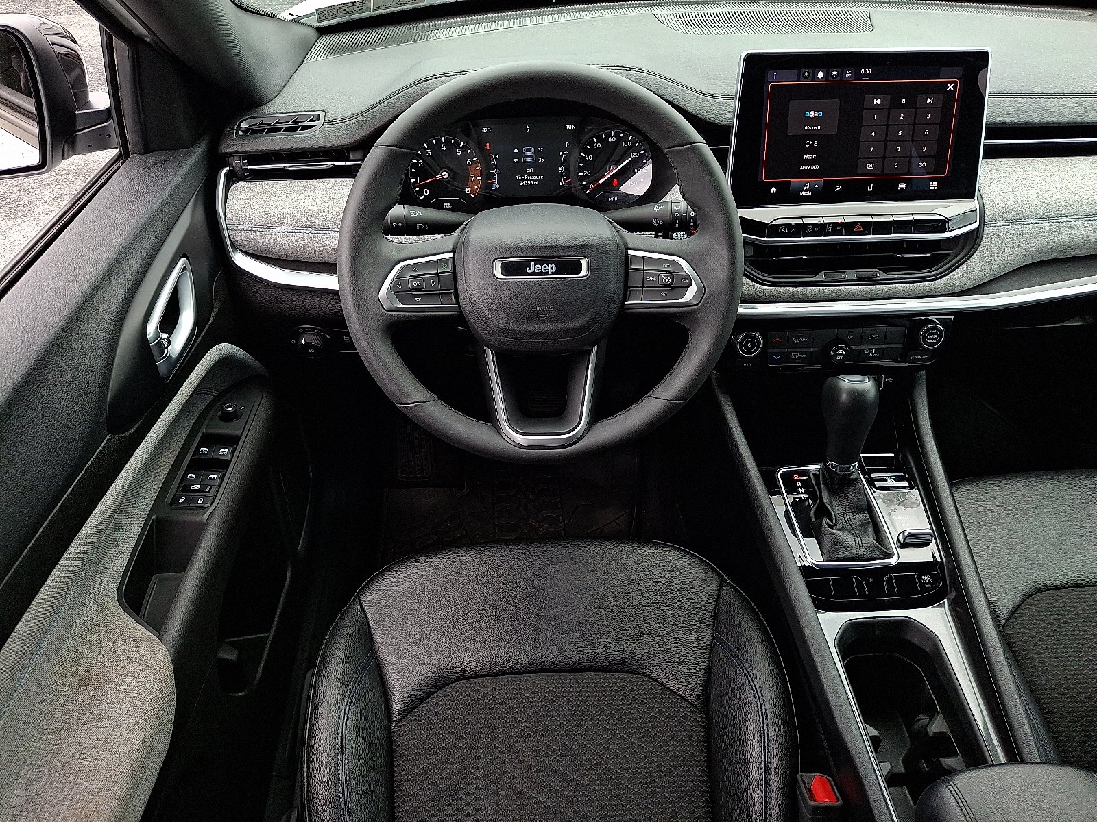 2024 Jeep Compass Latitude 4x4 - Bright White Clearcoat - PW7 exterior view 15