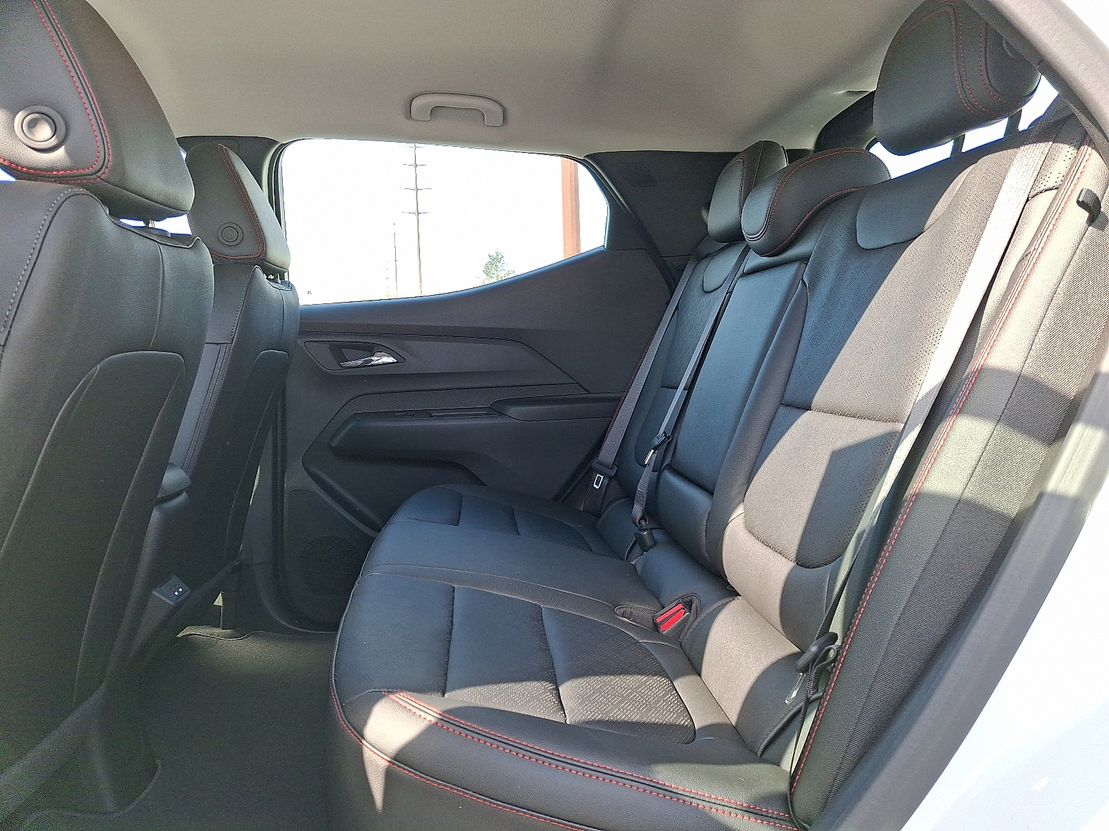 2027 Chevrolet Bolt RS - Summit White - GAZ exterior view 9