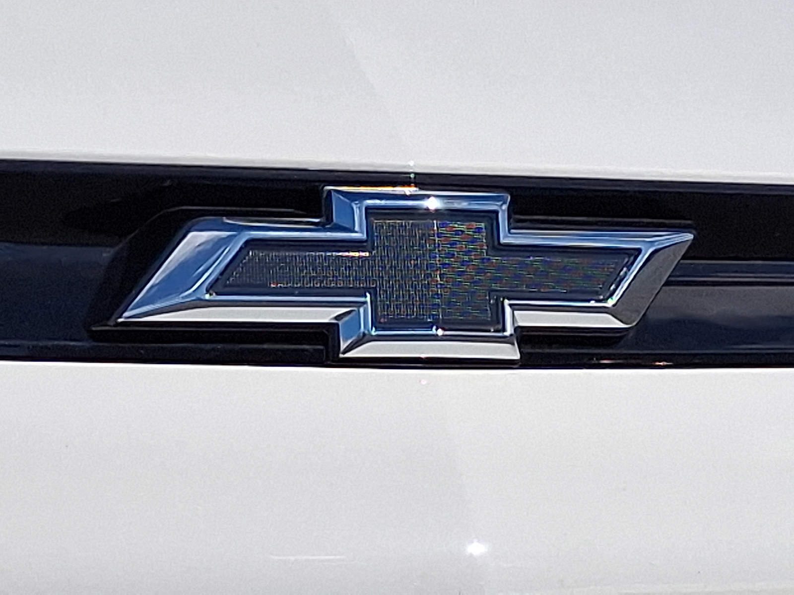 2027 Chevrolet Bolt RS - Summit White - GAZ exterior view 17