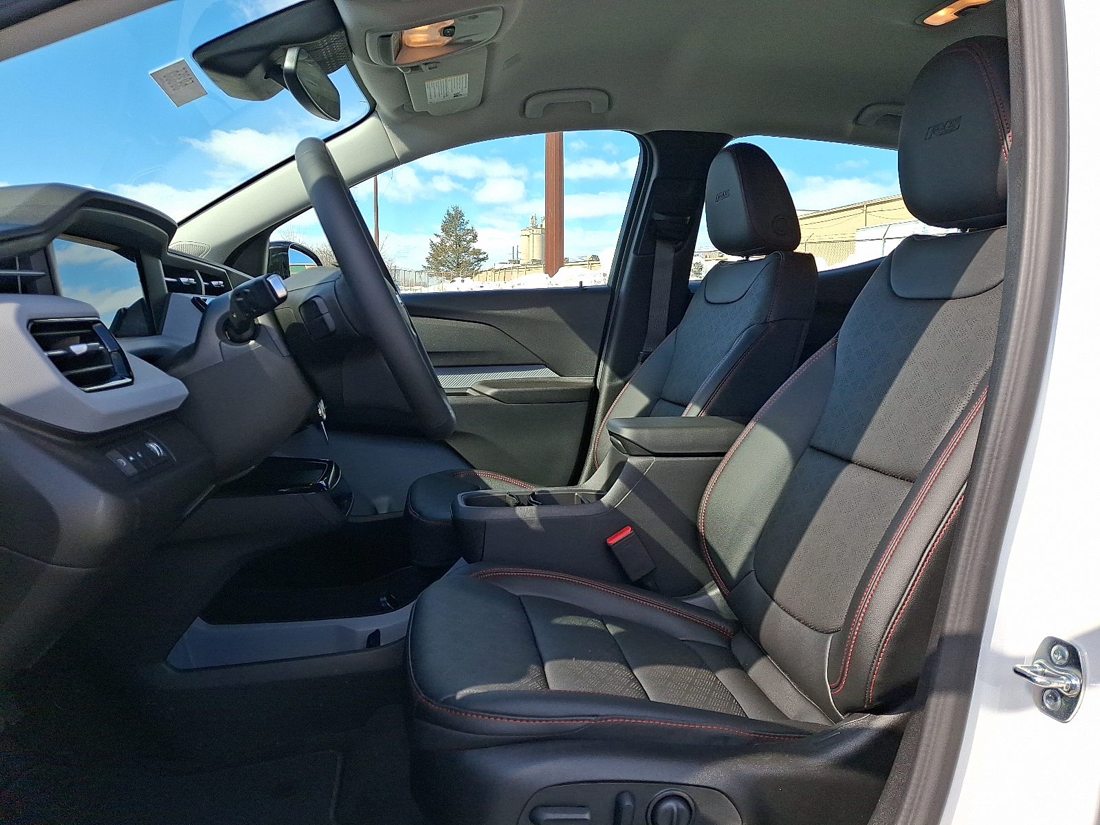 2027 Chevrolet Bolt RS - Summit White - GAZ exterior view 12