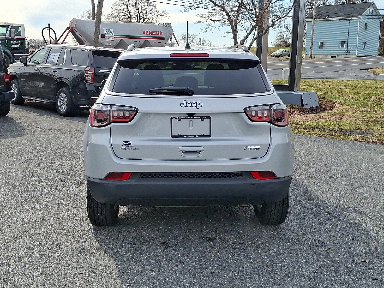 2024 Jeep Compass Latitude 4x4 - Silver Zynith Metallic Clearcoat - PSE exterior view 5