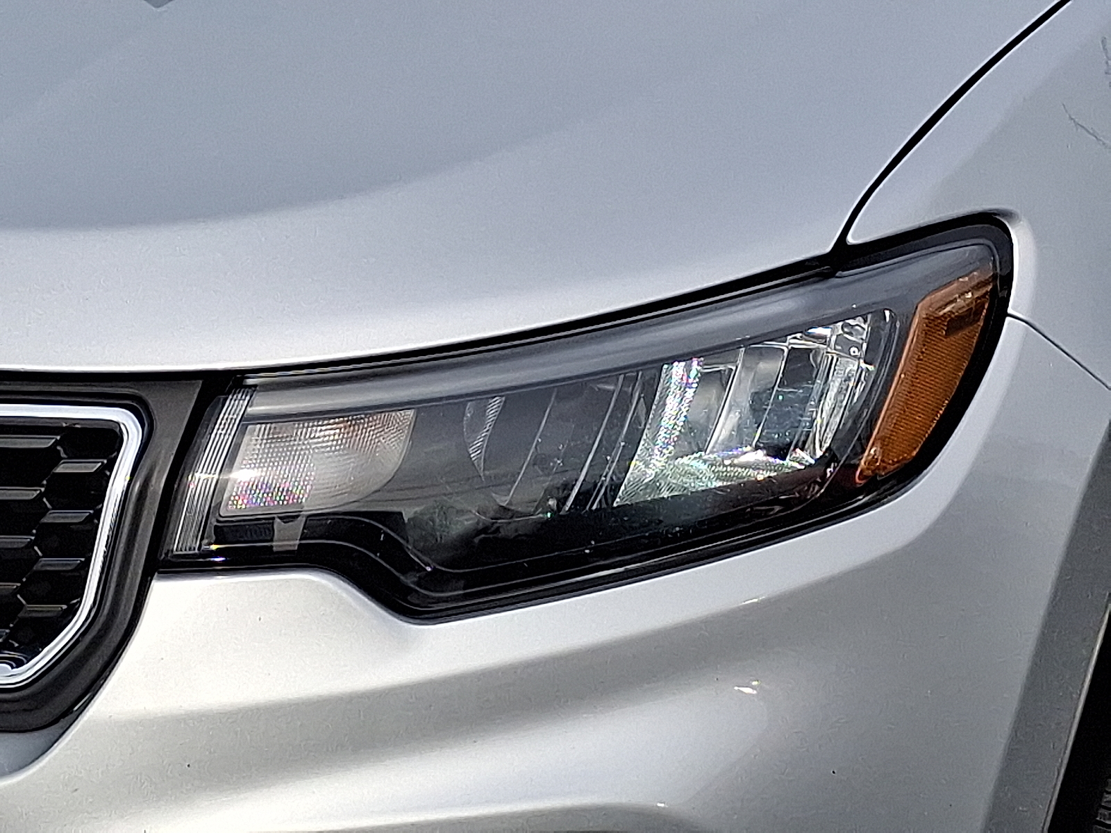 2024 Jeep Compass Latitude 4x4 - Silver Zynith Metallic Clearcoat - PSE exterior view 10