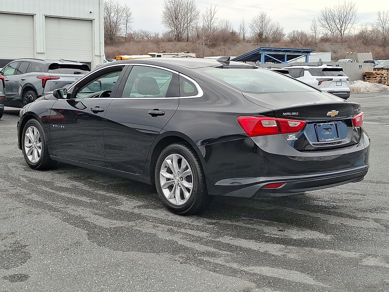 2023 Chevrolet Malibu FWD 1LT - Mosaic Black Metallic - GB8 exterior view 6