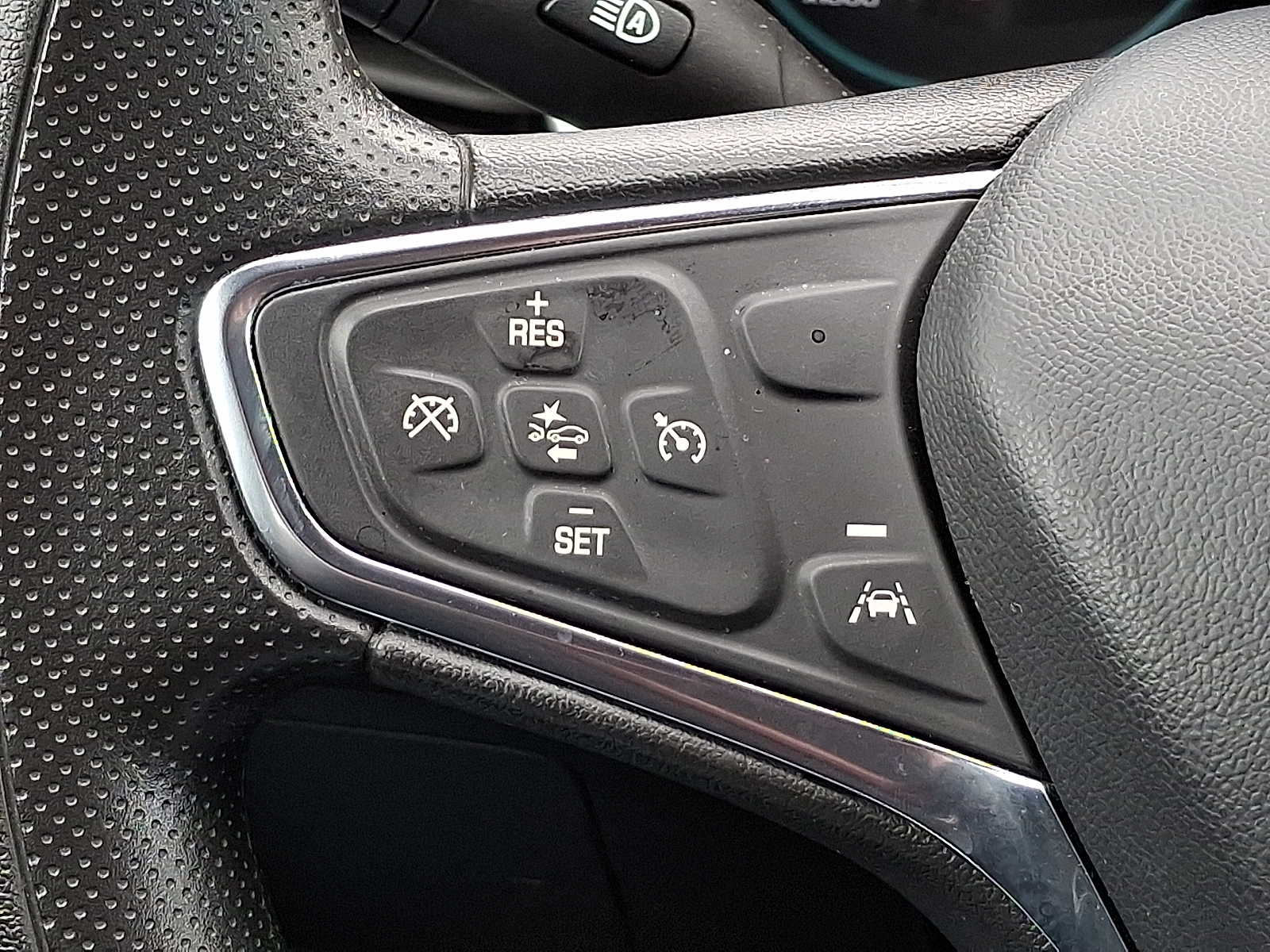 2023 Chevrolet Malibu FWD 1LT - Mosaic Black Metallic - GB8 exterior view 20