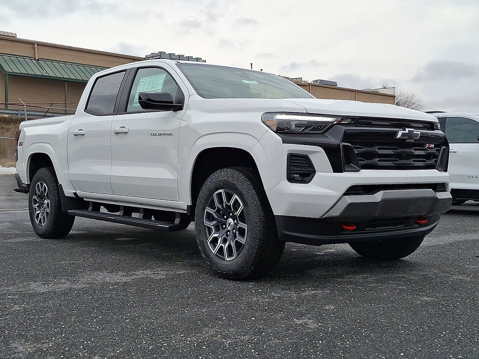 2026 Chevrolet Colorado Z71, 4WD - Summit White - GAZ exterior view 6