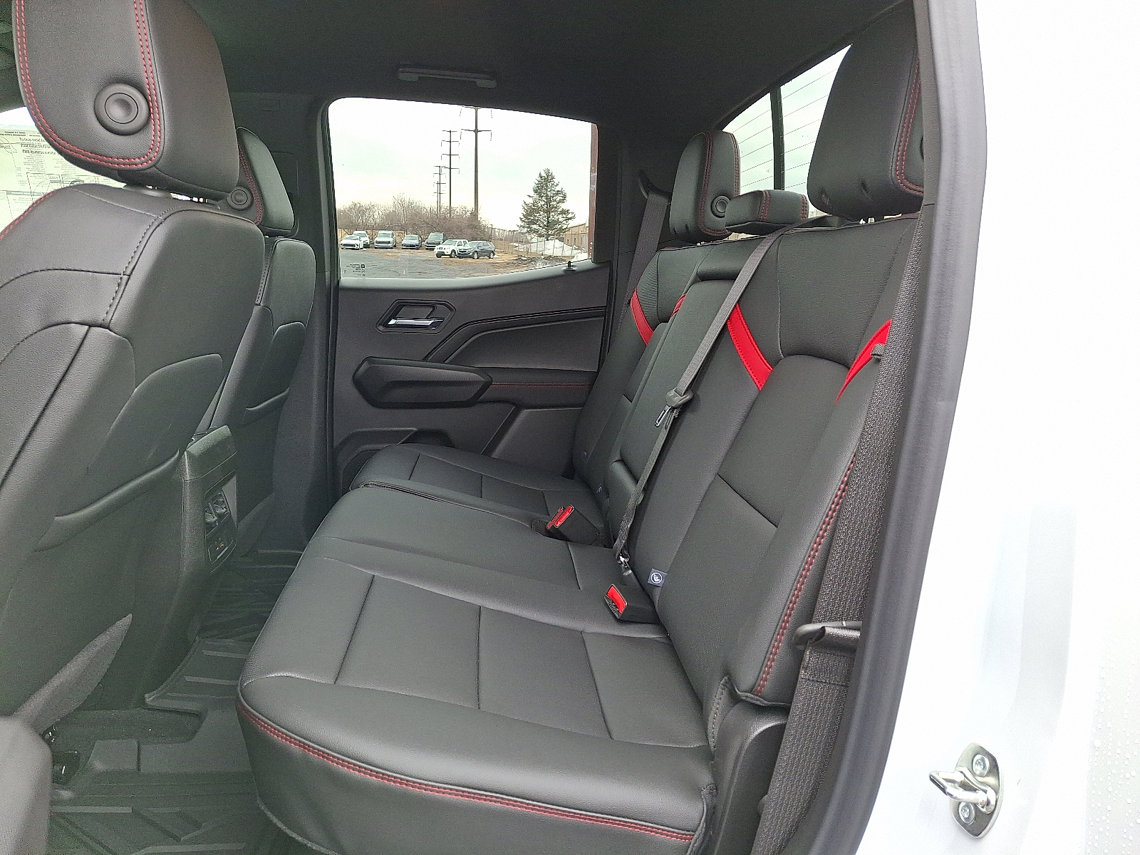 2026 Chevrolet Colorado Z71, 4WD - Summit White - GAZ exterior view 10