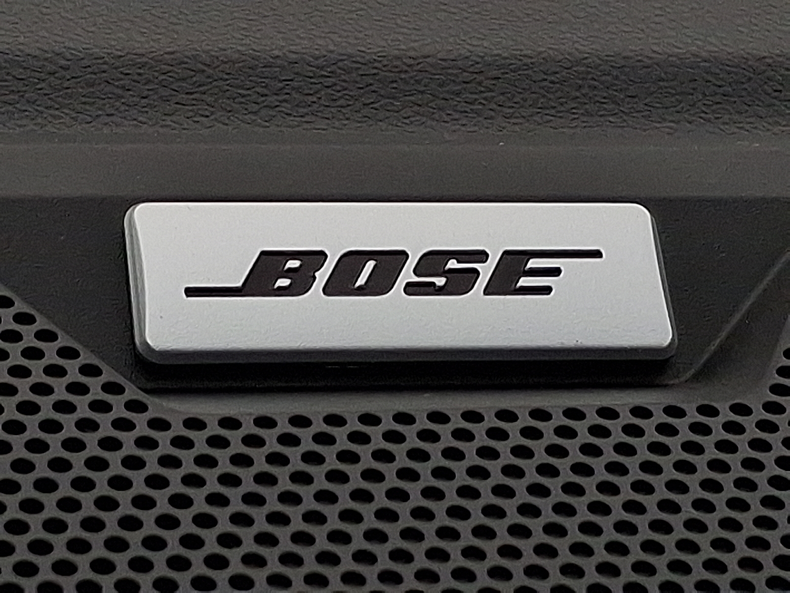 2026 Chevrolet Colorado Z71, 4WD - Summit White - GAZ exterior view 18