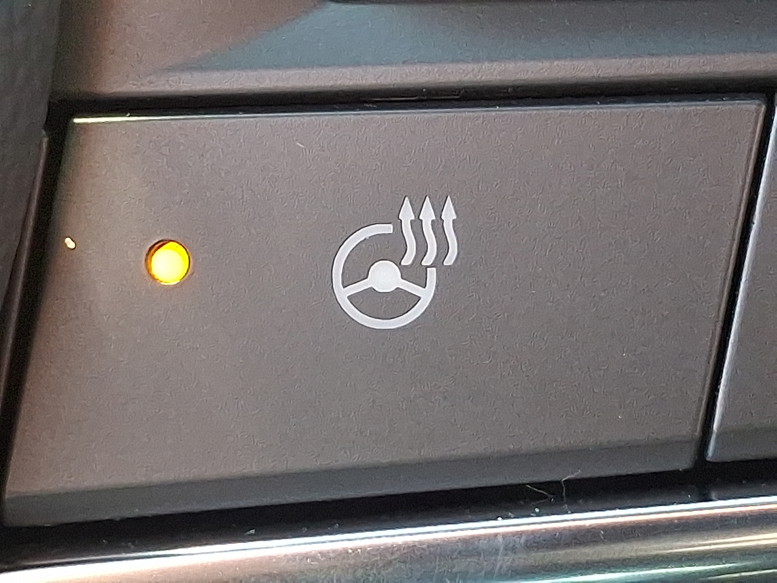 2026 Chevrolet Equinox EV LT 2, FWD - Black - GBA exterior view 2