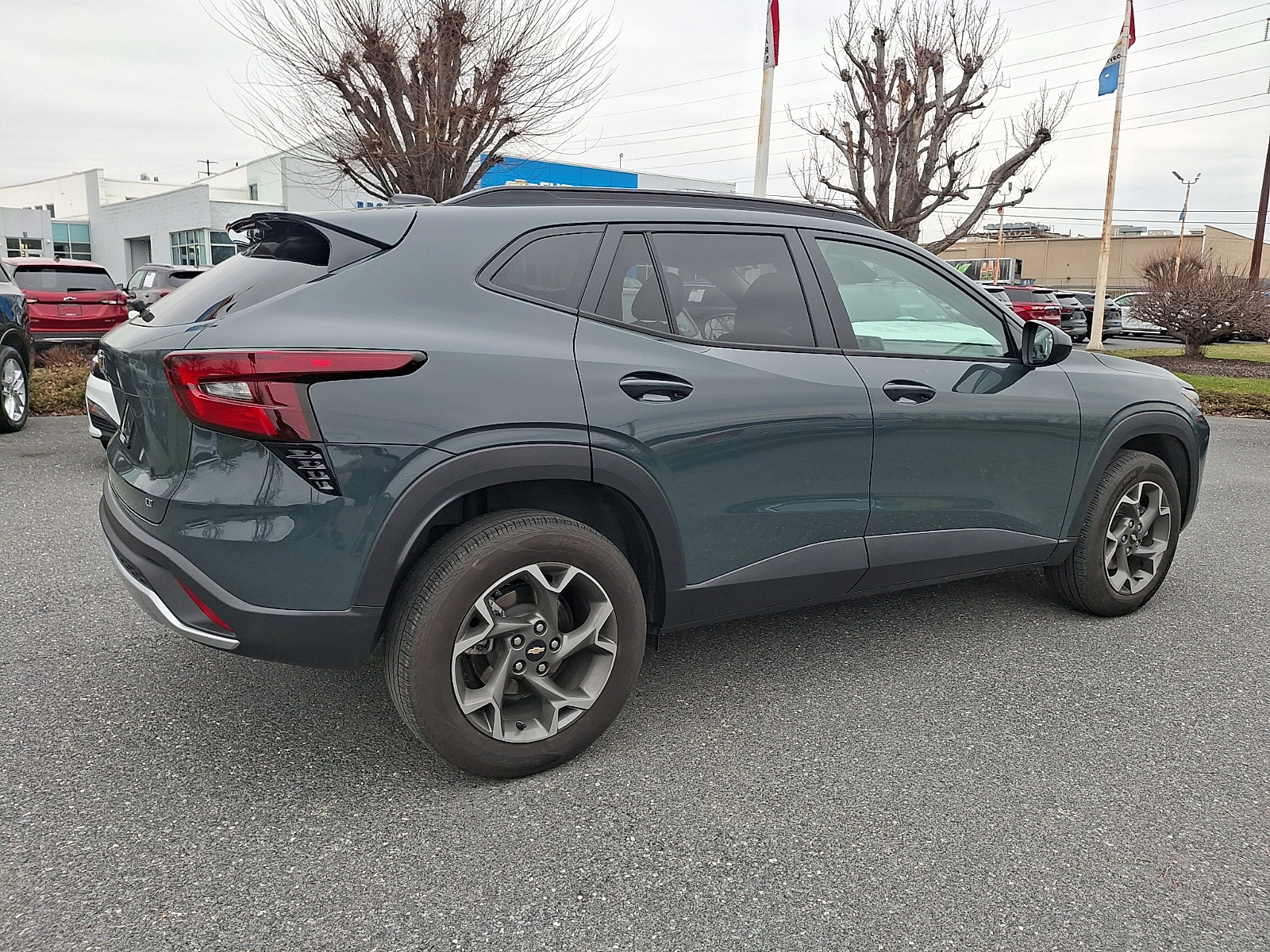 2025 Chevrolet Trax FWD LT - Cypress Gray - GBD exterior view 10
