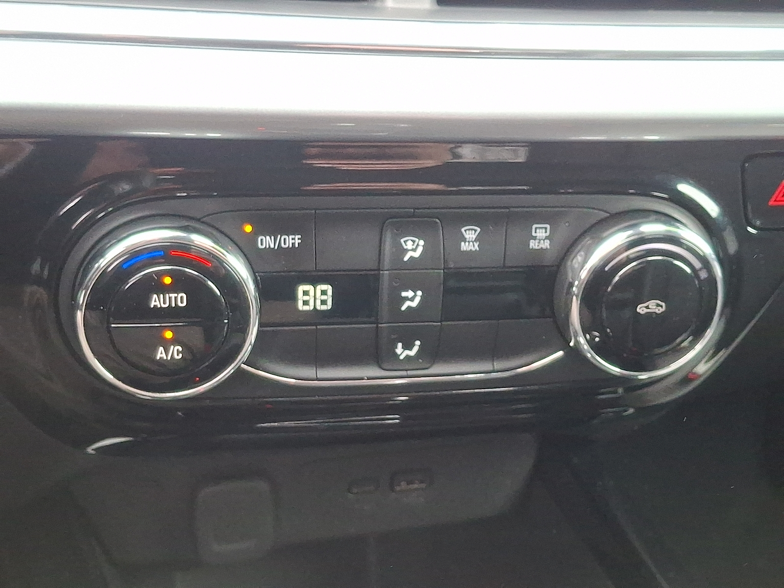 2025 Chevrolet Trax FWD LT - Cypress Gray - GBD exterior view 19