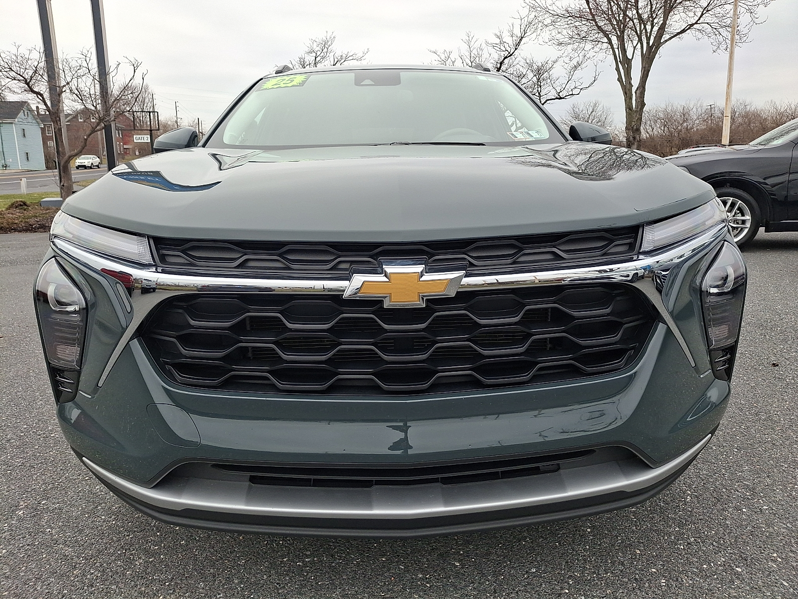 2025 Chevrolet Trax FWD LT - Cypress Gray - GBD exterior view 6