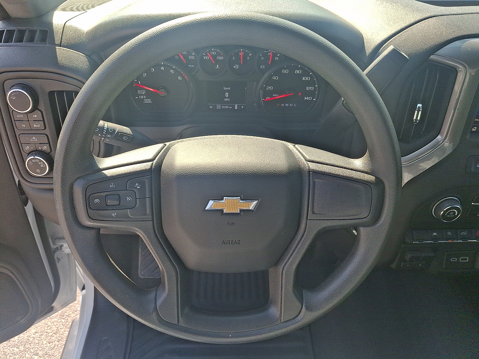 2024 Chevrolet Silverado 1500 4WD Double Cab Standard Bed Custom - Summit White - GAZ exterior view 16