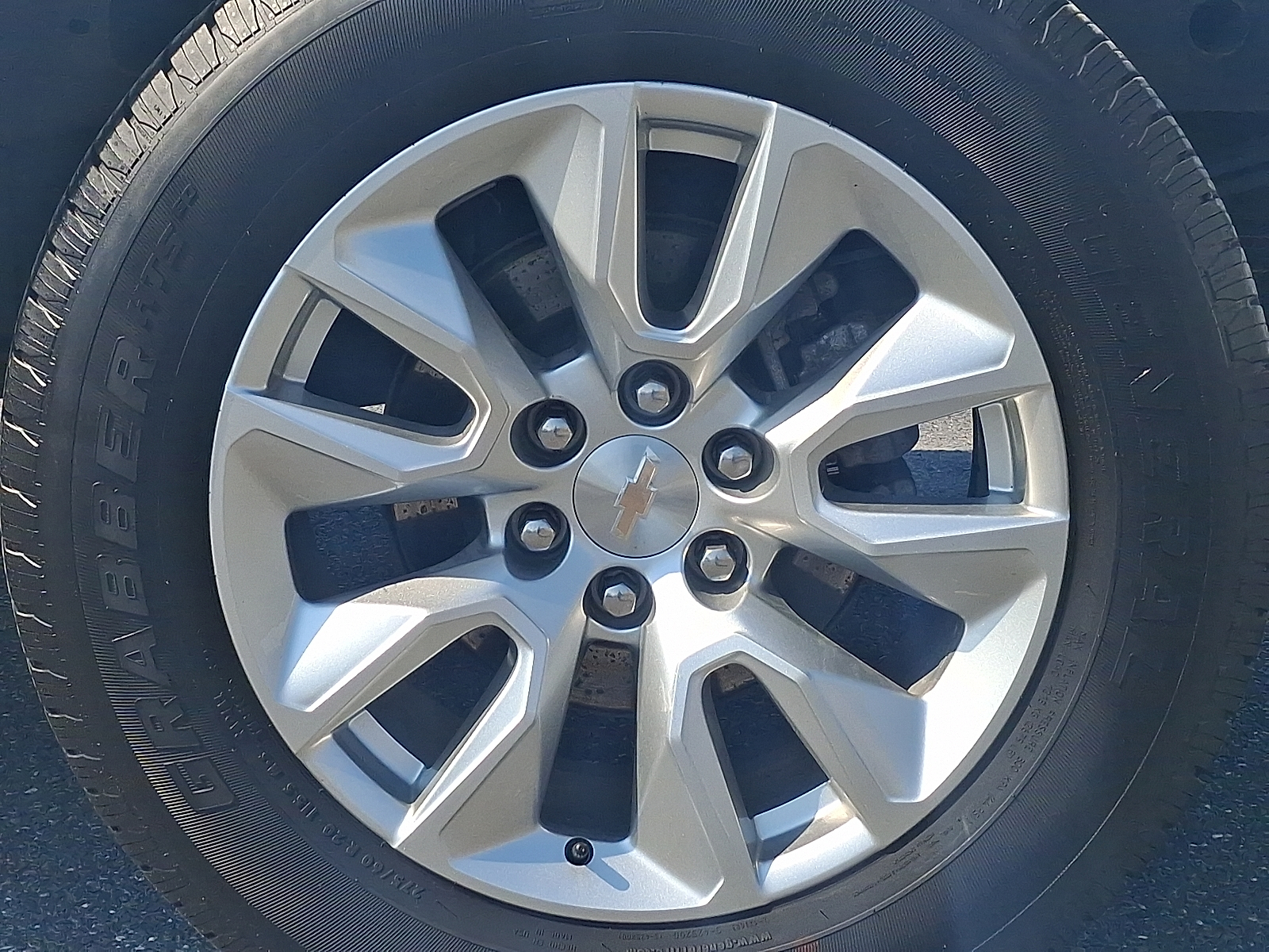 2024 Chevrolet Silverado 1500 4WD Double Cab Standard Bed Custom - Summit White - GAZ exterior view 9