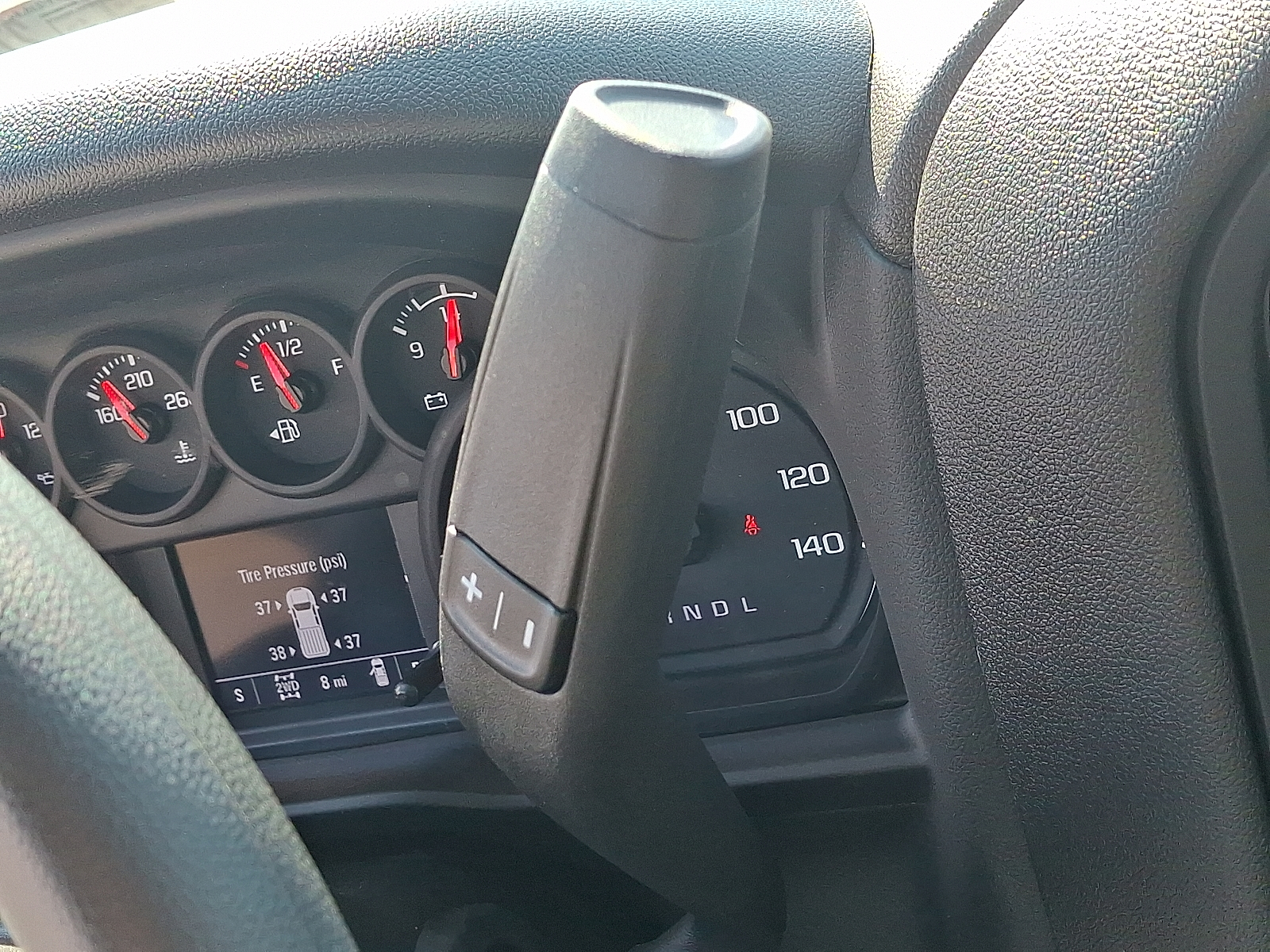 2026 Chevrolet Silverado 1500 4WD Regular Cab Long Bed WT - Summit White - GAZ exterior view 9