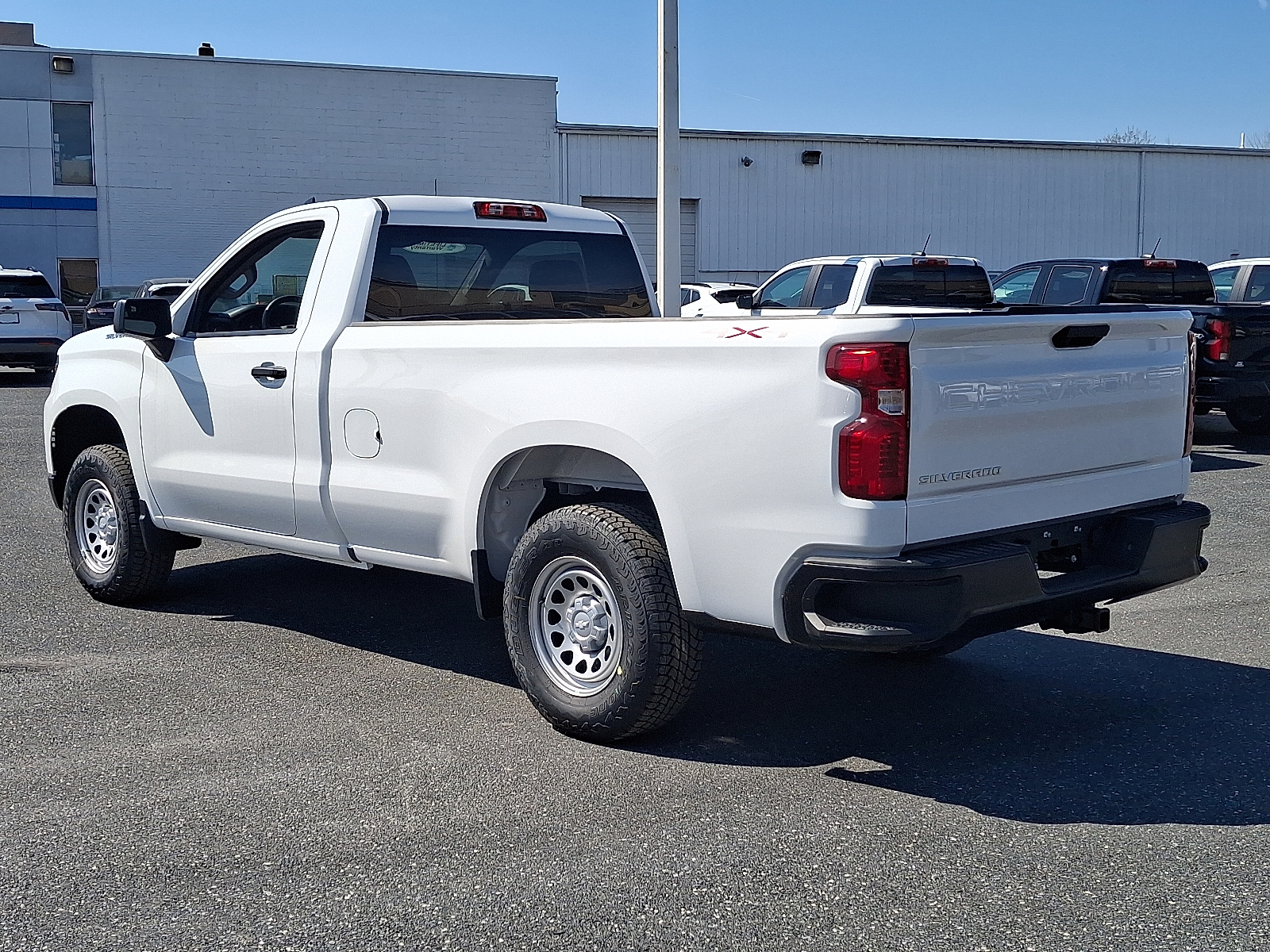 2026 Chevrolet Silverado 1500 4WD Regular Cab Long Bed WT - Summit White - GAZ exterior view 4