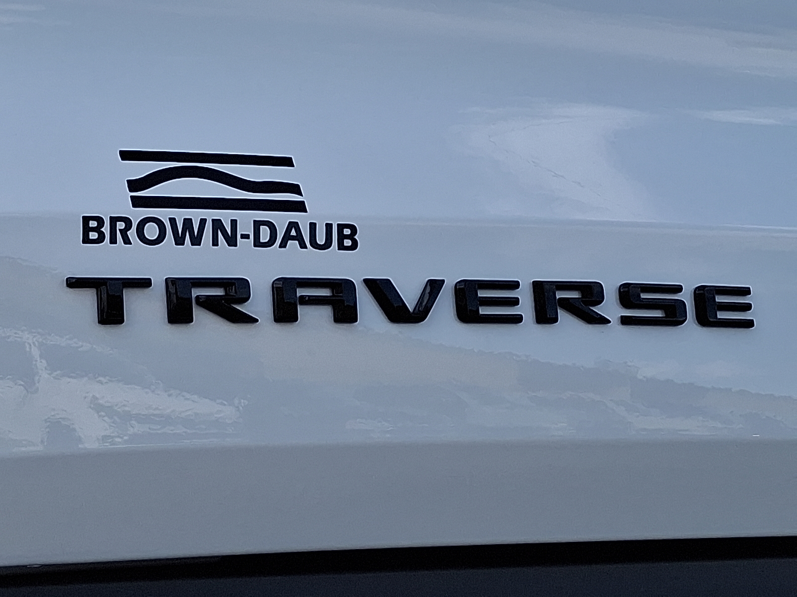 2026 Chevrolet Traverse AWD LT - Summit White - GAZ exterior view 20