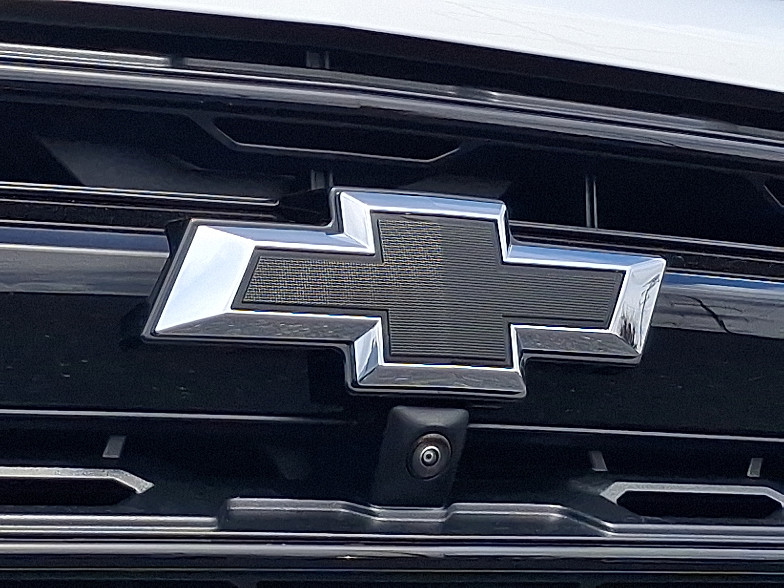 2026 Chevrolet Traverse AWD LT - Summit White - GAZ exterior view 19