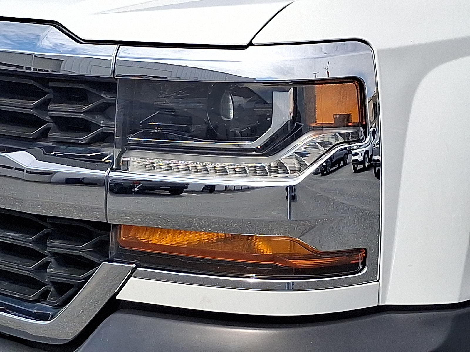 2019 Chevrolet Silverado 1500 LD WT - Summit White - GAZ exterior view 12