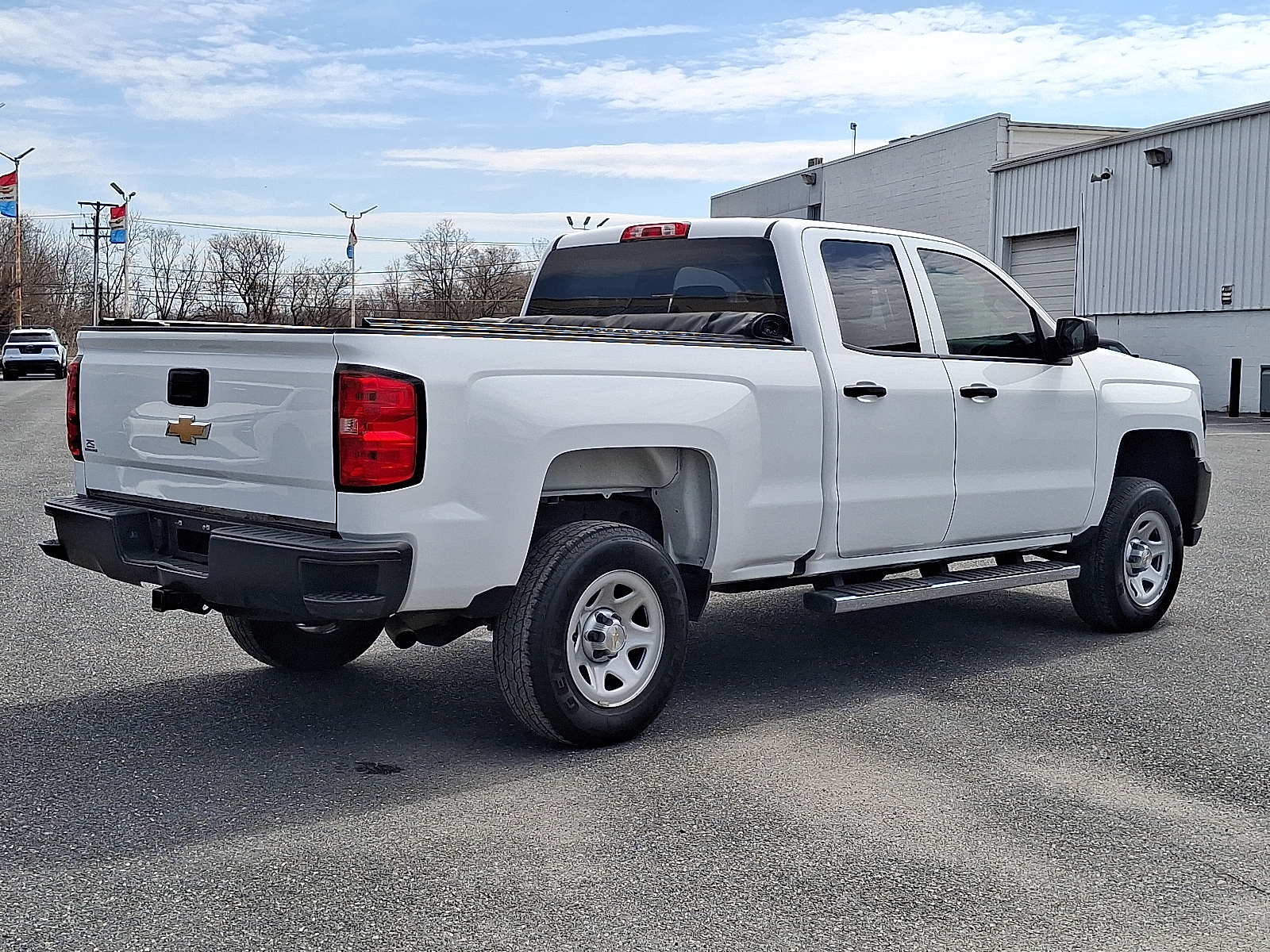 2019 Chevrolet Silverado 1500 LD WT - Summit White - GAZ exterior view 6