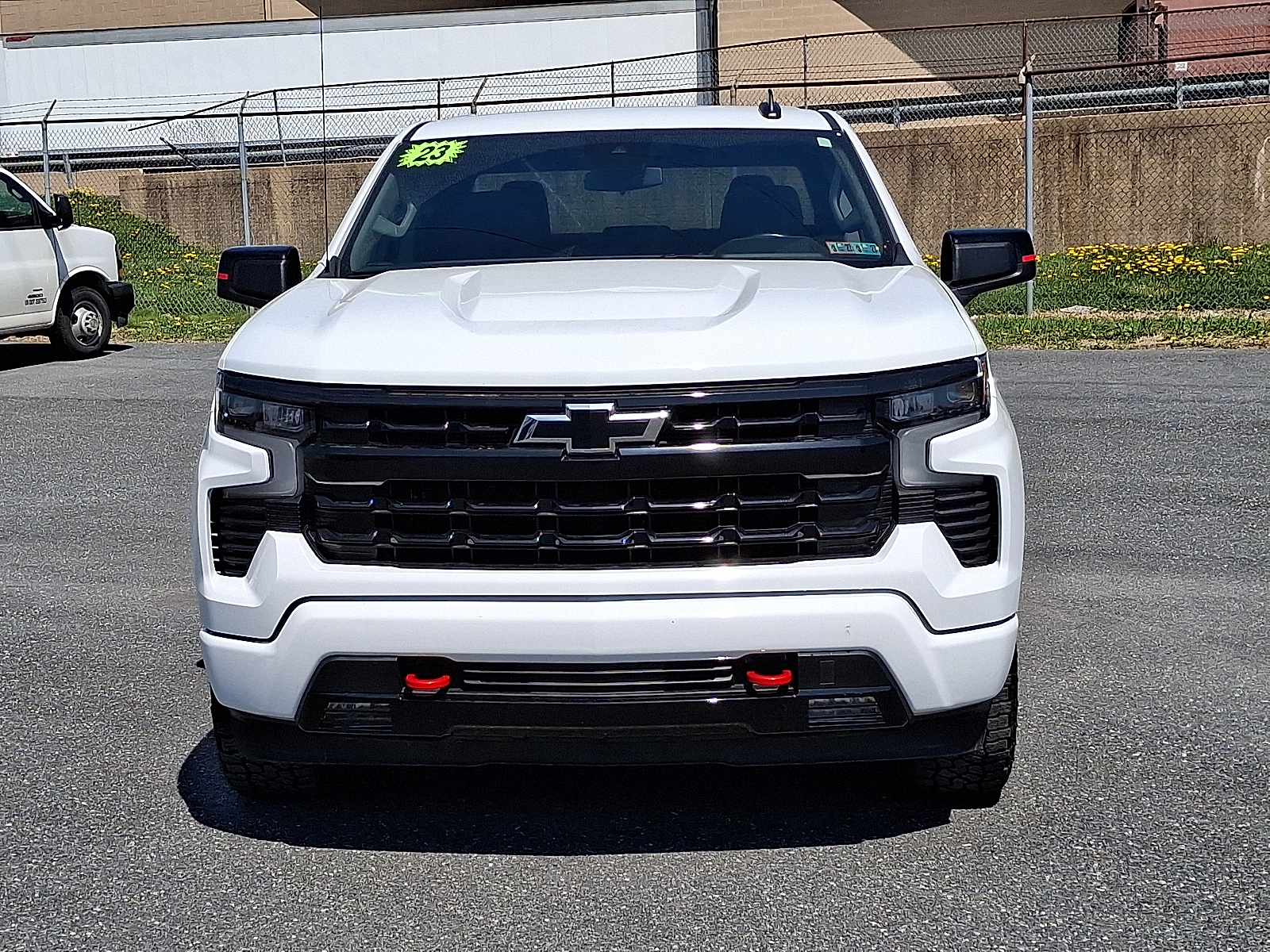 2023 Chevrolet Silverado 1500 4WD Crew Cab Short Bed RST - Summit White - GAZ exterior view 5
