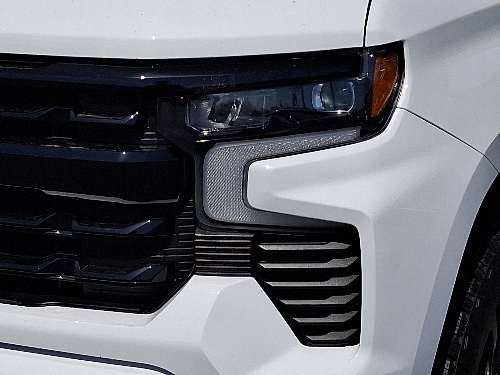 2023 Chevrolet Silverado 1500 4WD Crew Cab Short Bed RST - Summit White - GAZ exterior view 12