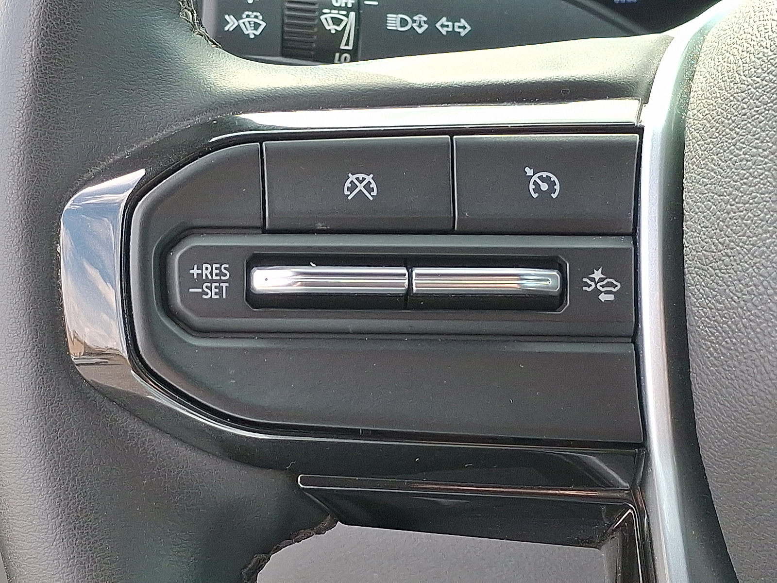 2024 Chevrolet Colorado 4WD LT - Radiant Red Tintcoat - GNT exterior view 18