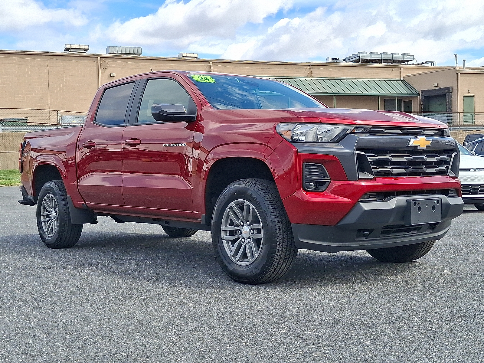 2024 Chevrolet Colorado 4WD LT - Radiant Red Tintcoat - GNT exterior view 5