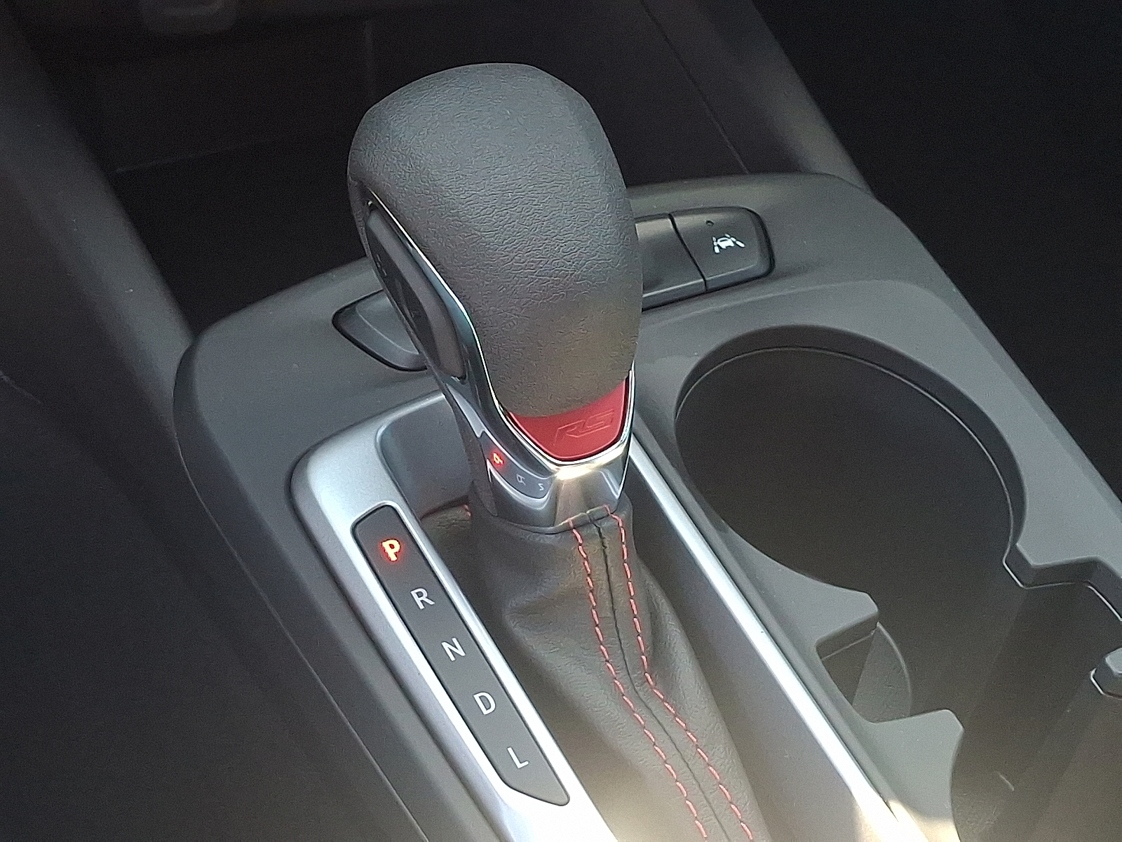 2026 Chevrolet Trax FWD 1RS - White Sands - G42 exterior view 12