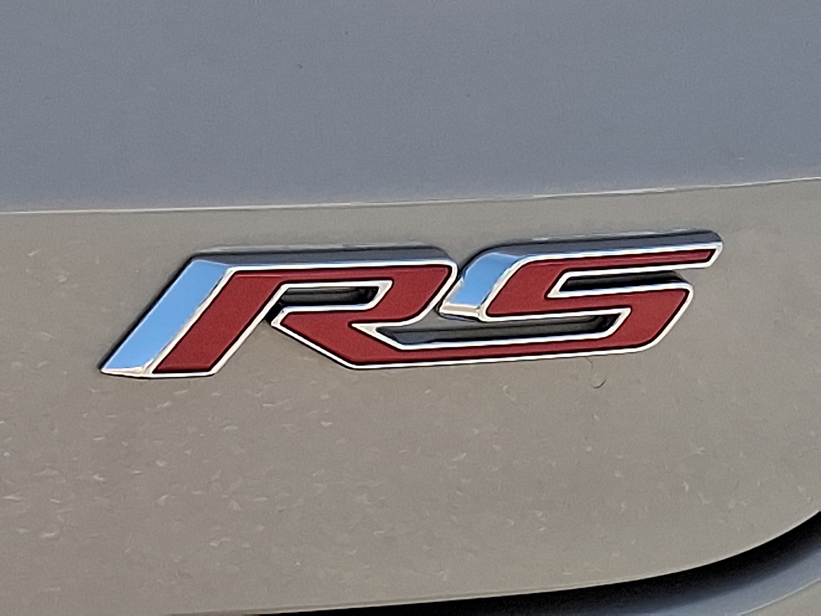 2026 Chevrolet Trax FWD 1RS - White Sands - G42 exterior view 17