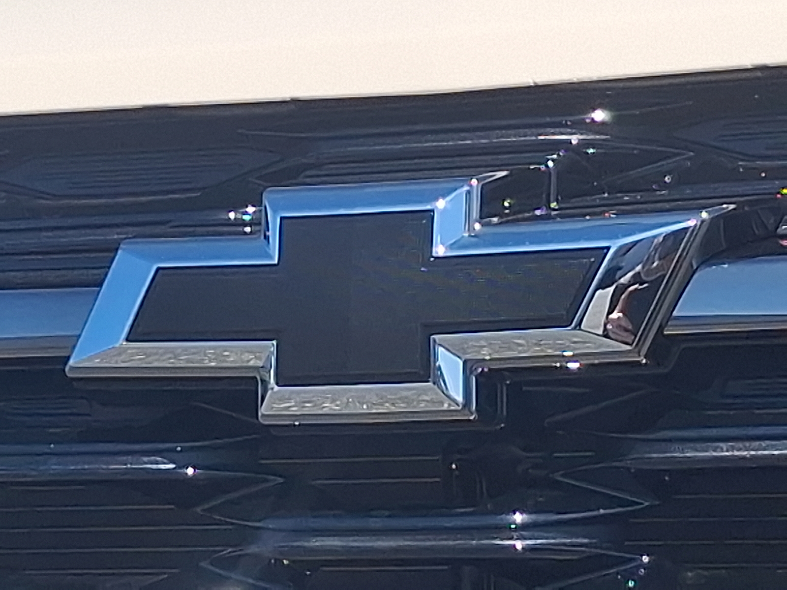 2026 Chevrolet Trax FWD 1RS - White Sands - G42 exterior view 15