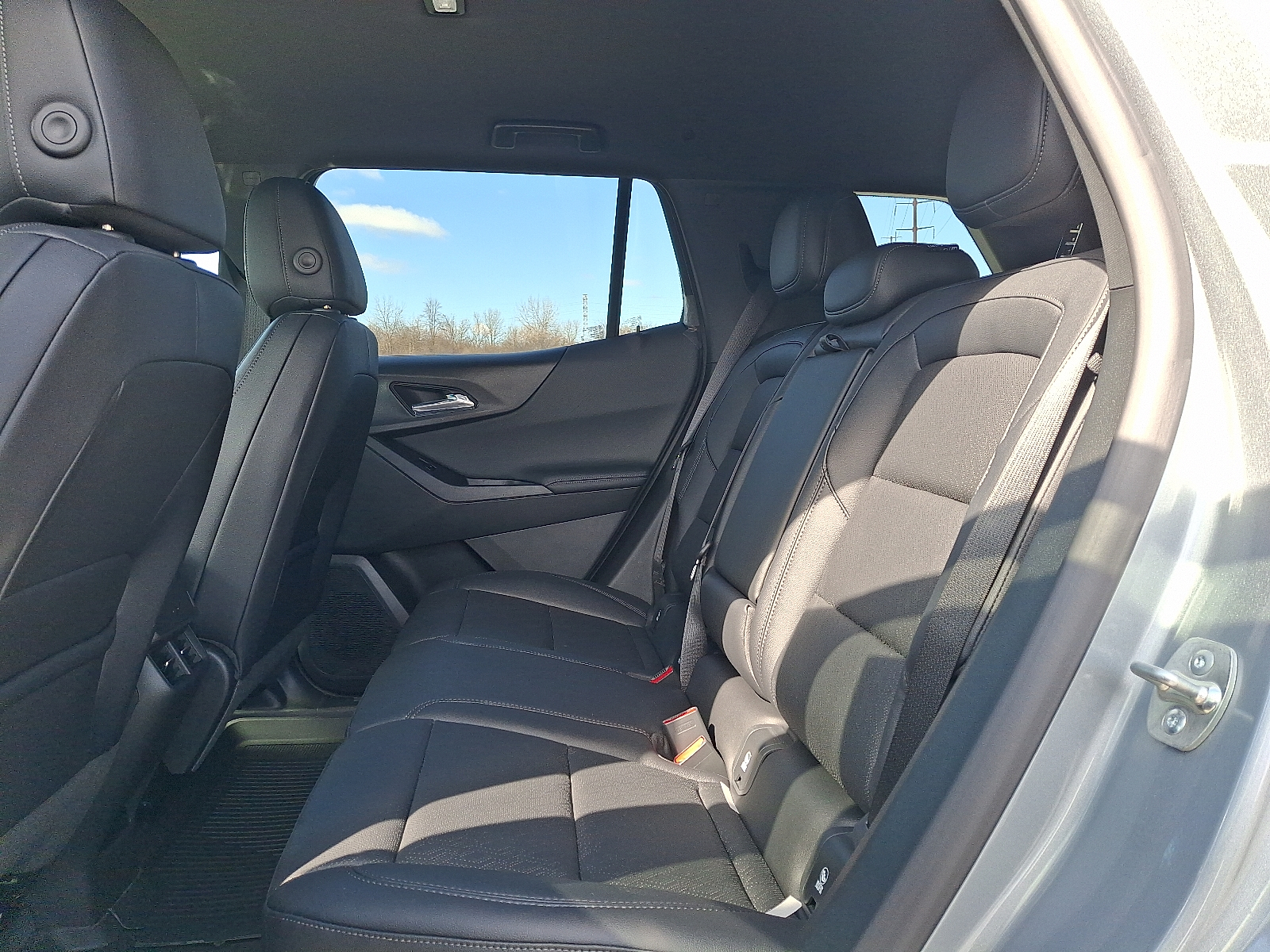 2026 Chevrolet Equinox AWD LT - Sterling Gray Metallic - GXD exterior view 10